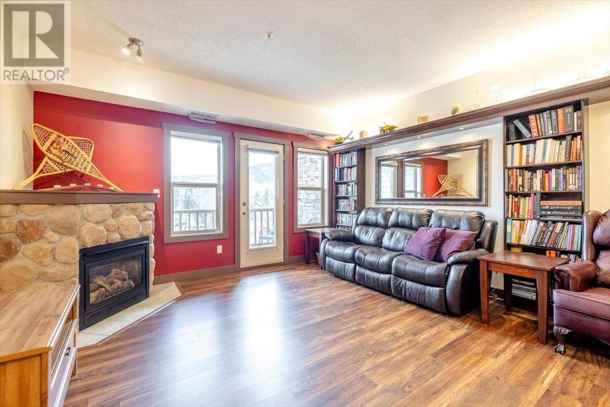 Fernie, BC V0B1M1,1500 MCDONALD AVE #201