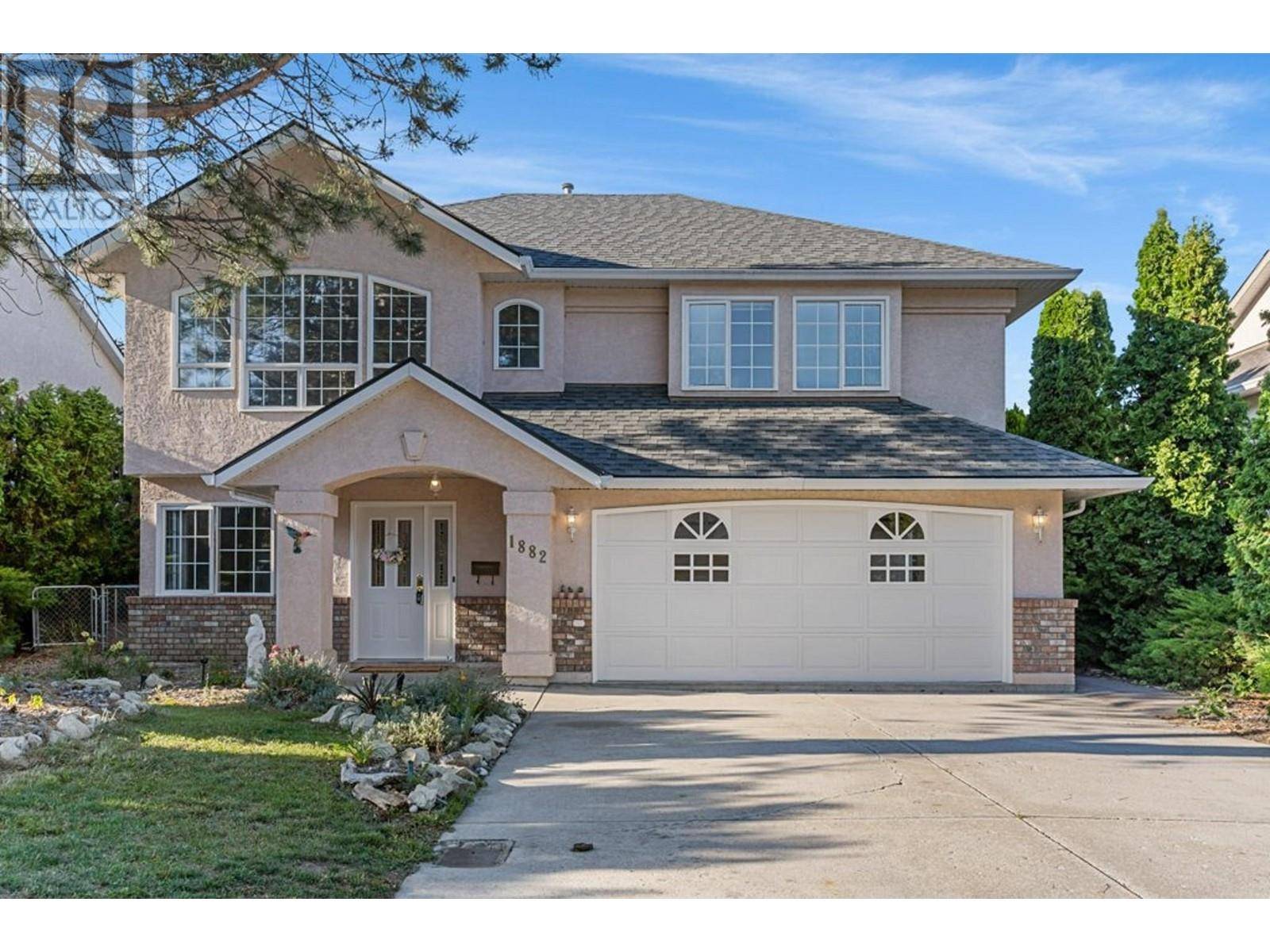 Kelowna, BC V1V1T3,1882 Ranchmont Crescent