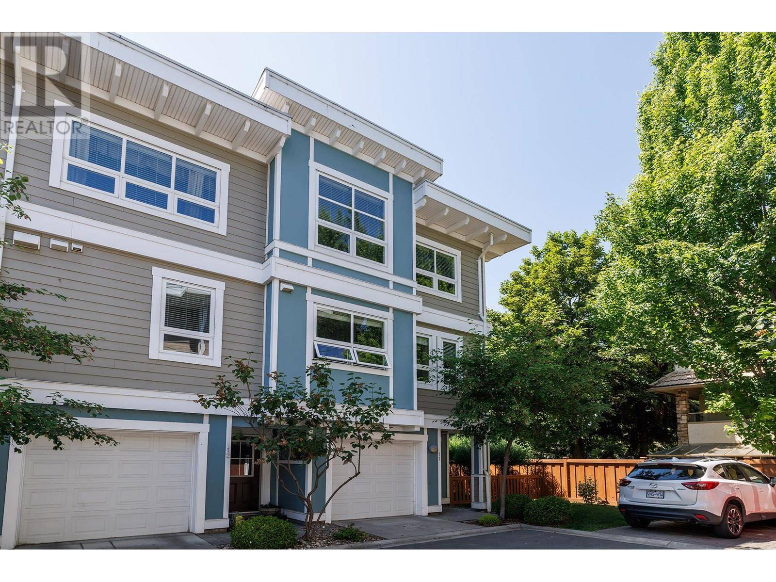 Kelowna, BC V1W3H3,3416 Scott RD #11