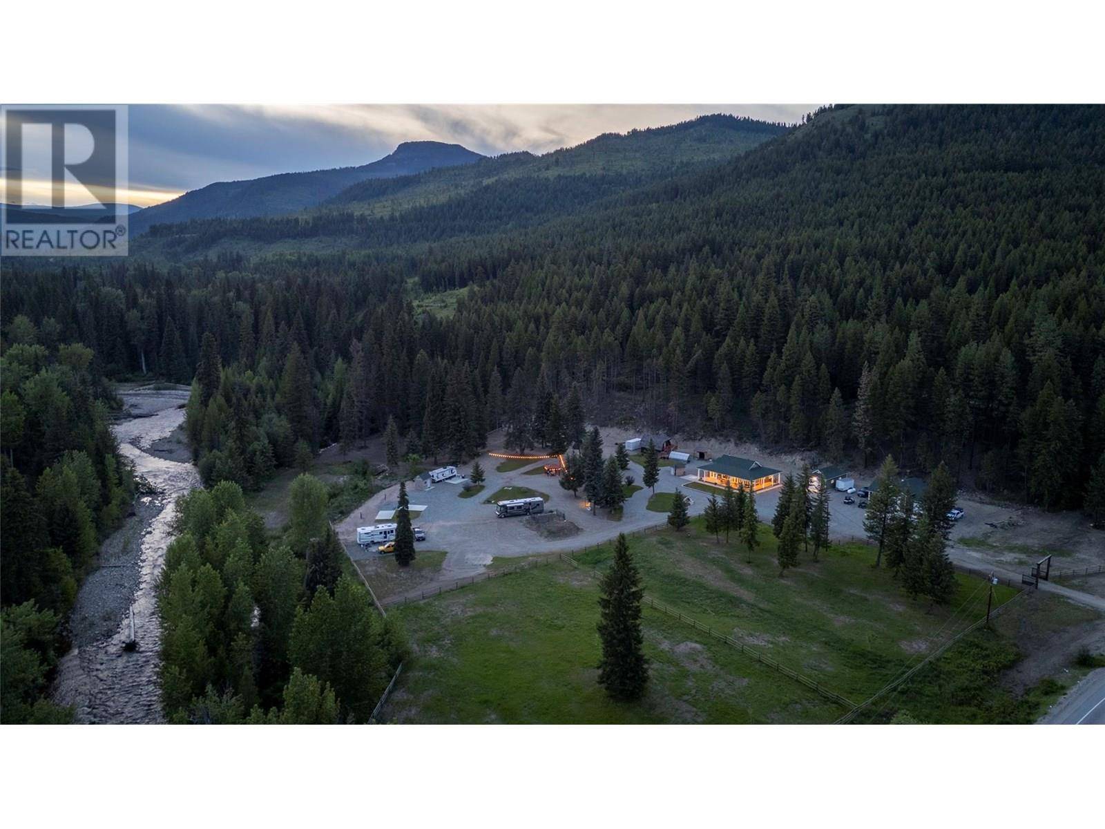 Carmi, BC V0H1A0,6645 Highway 33 Highway