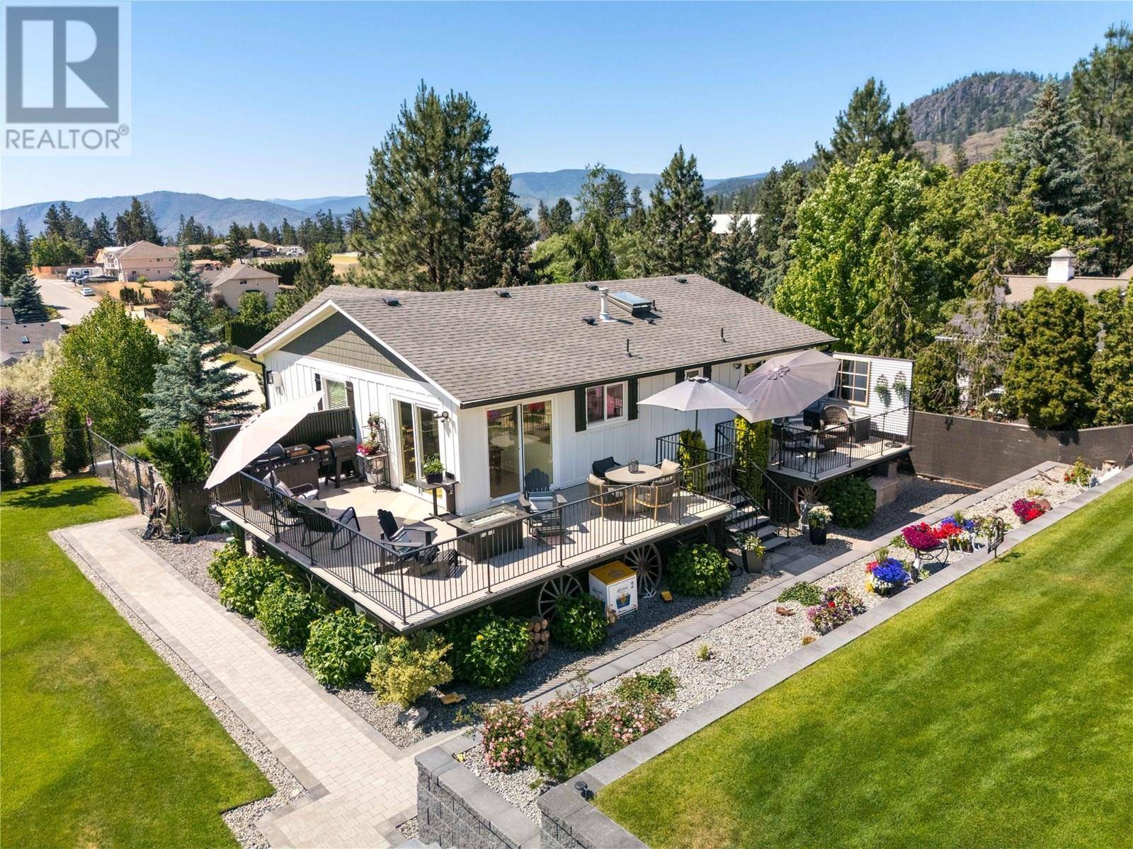 Peachland, BC V0H1X2,4043 Smith Way