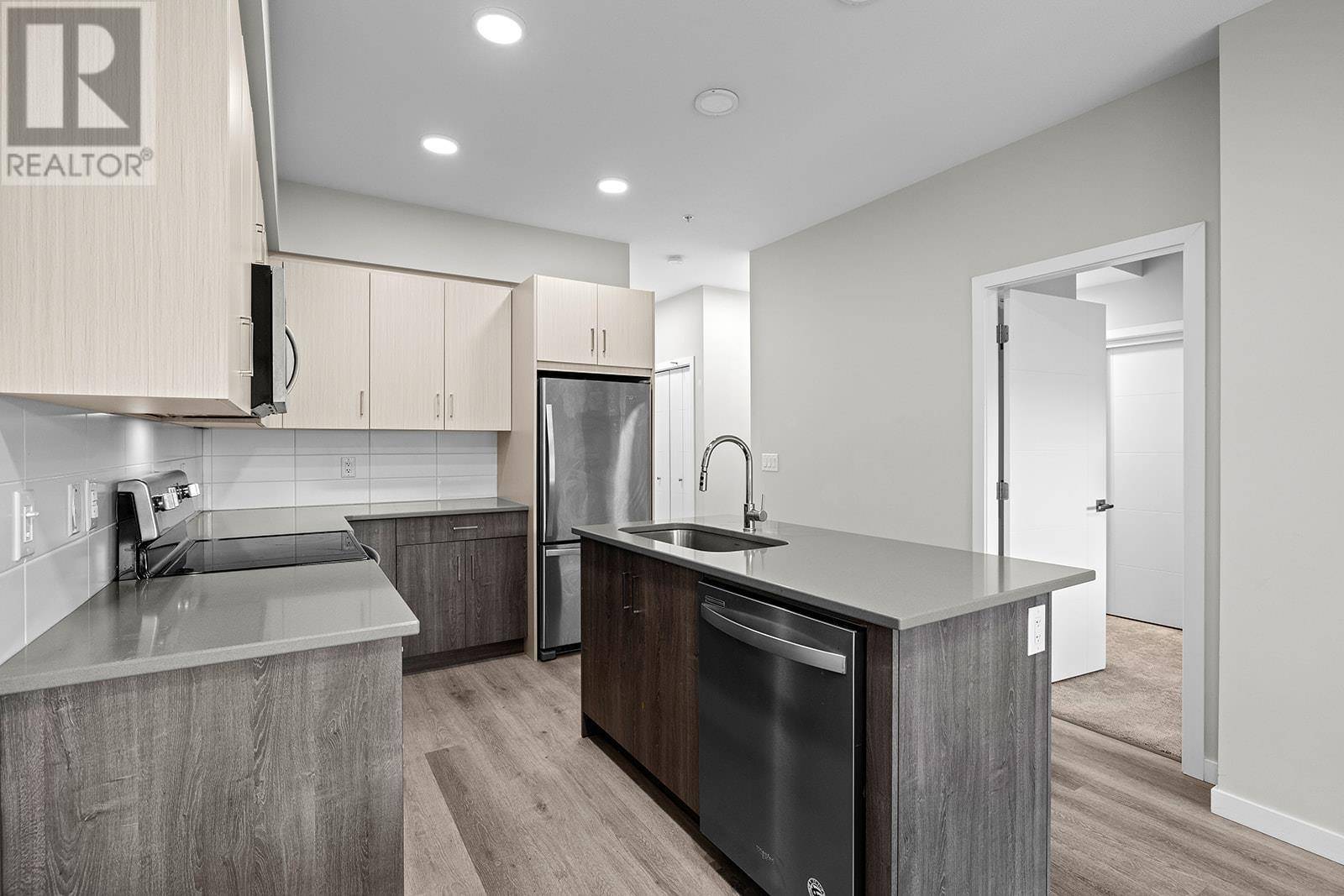 West Kelowna, BC V4T0E2,2301 Carrington RD #323