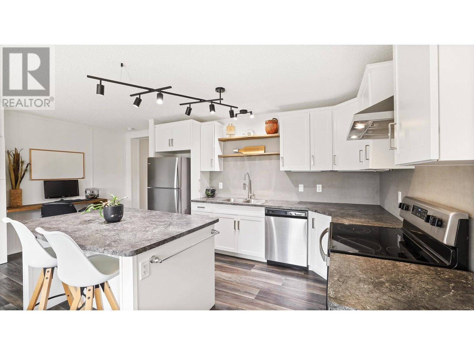 Invermere, BC V0A1K4,1315 Westside Park Drive