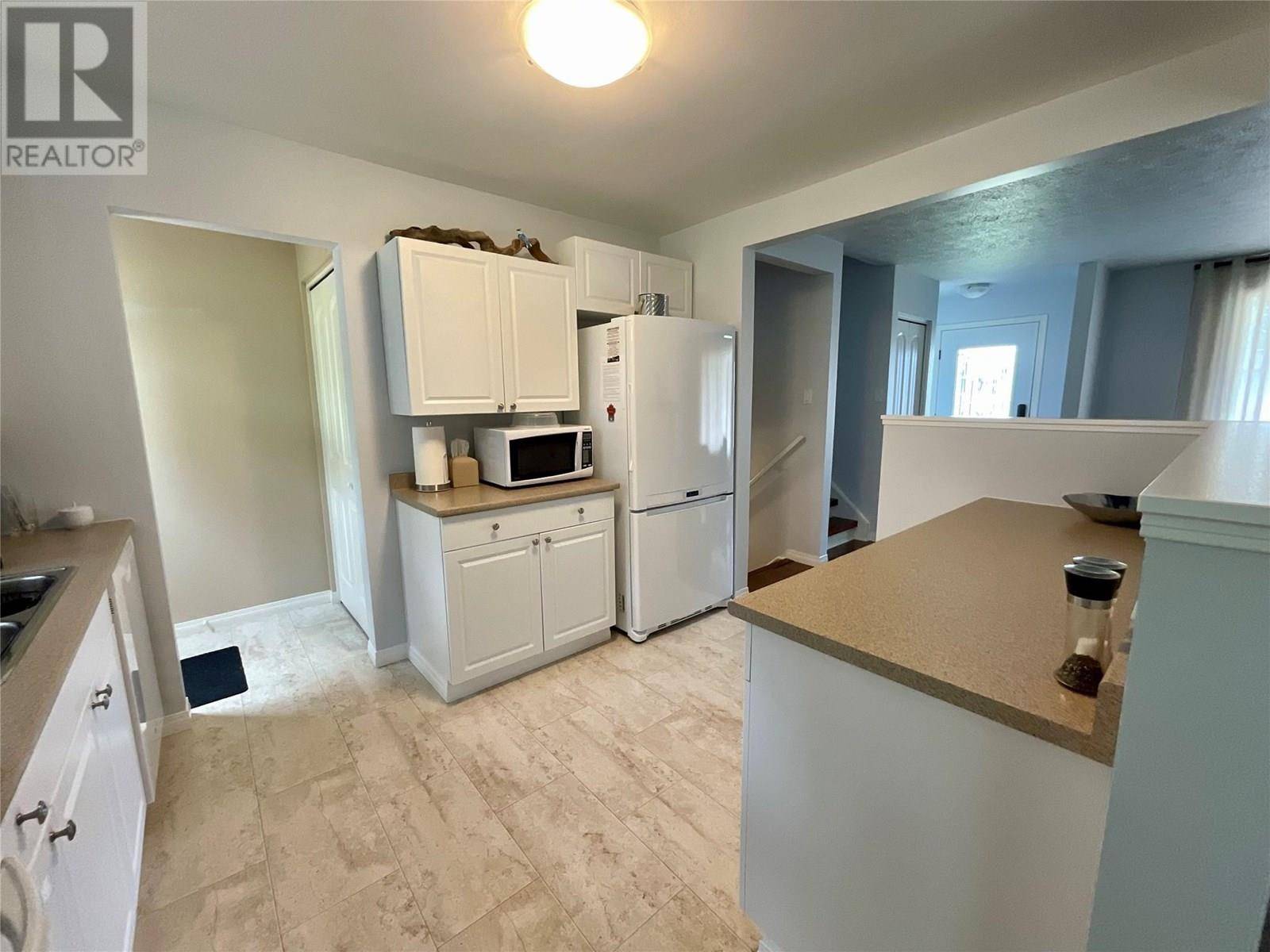 Tumbler Ridge, BC V0C2W0,132 Babcock Avenue
