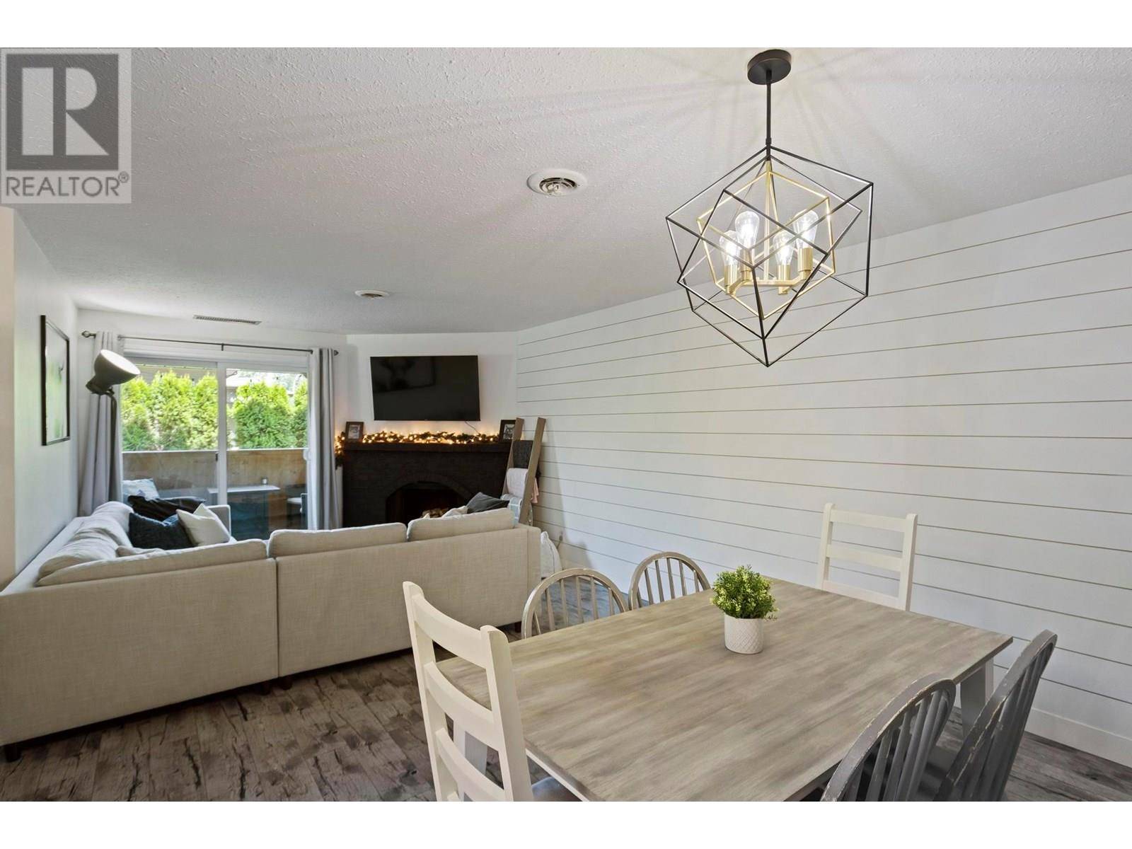 Kelowna, BC V1Y8G7,1665 Ufton CT #104