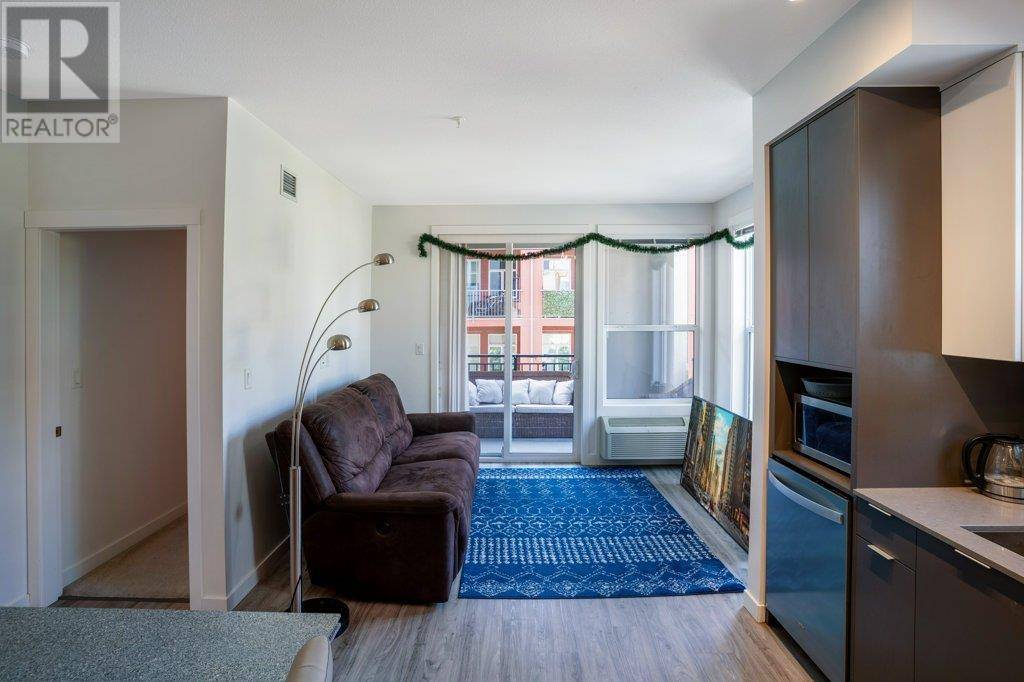 Kelowna, BC V1Y0G3,1775 Chapman PL #206