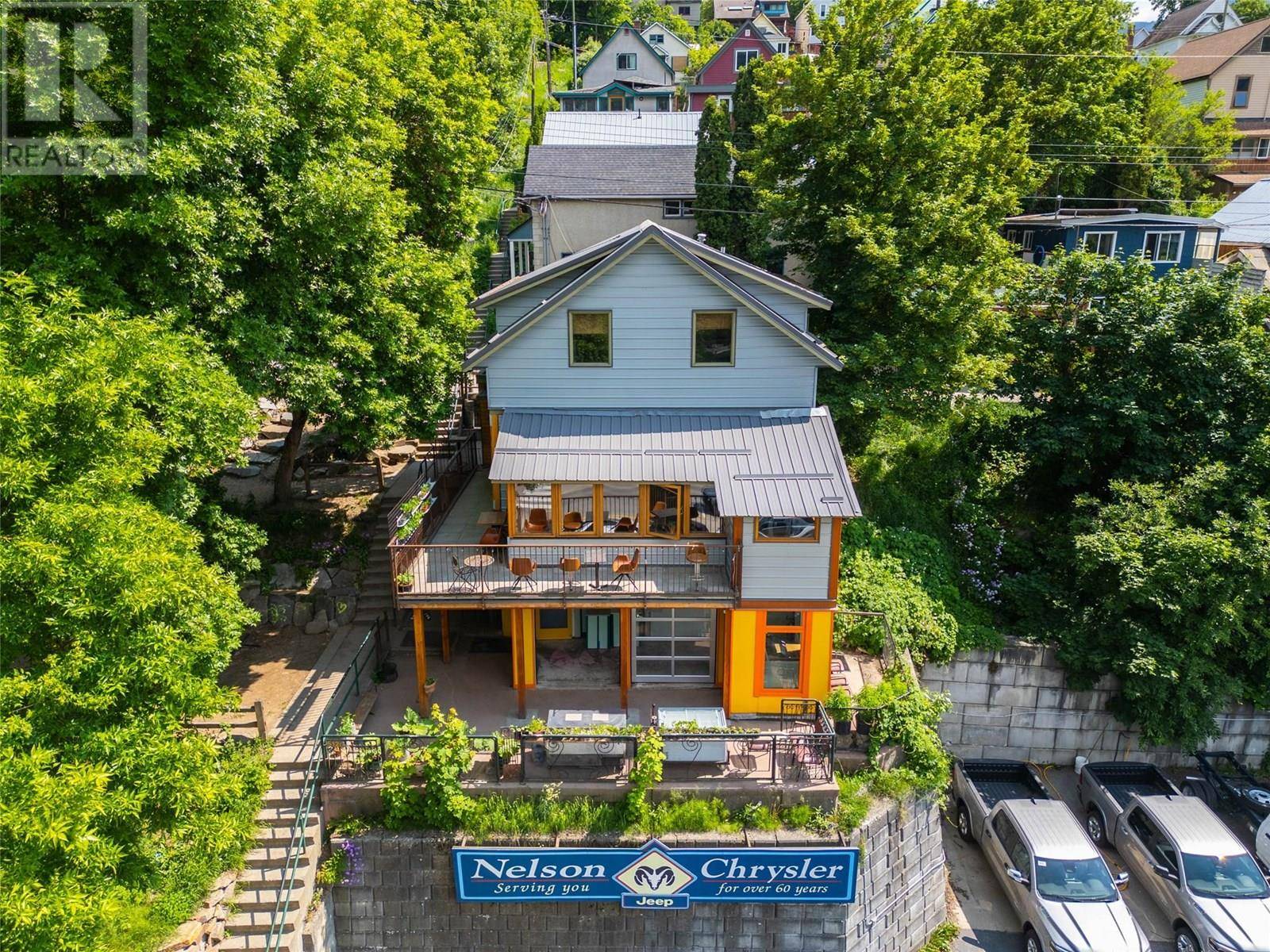 Nelson, BC V1L2A8,512 Hendryx ST #Main