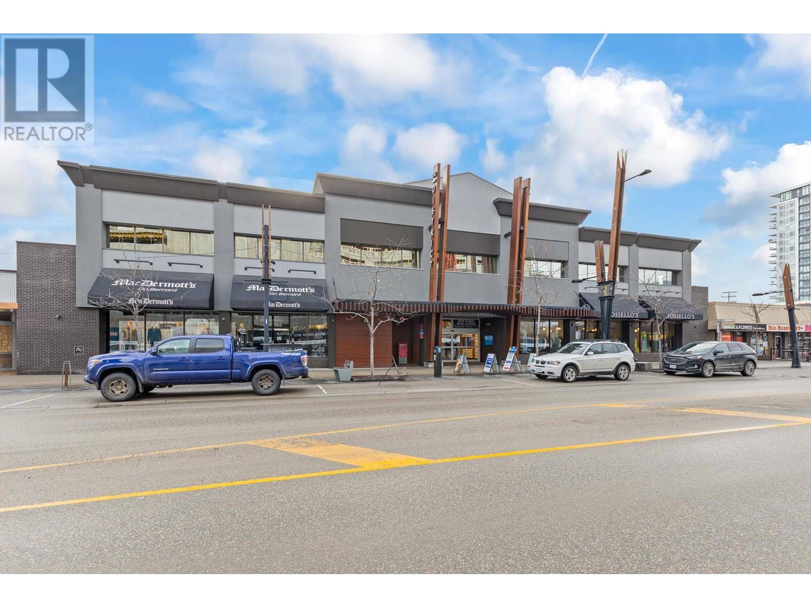 Kelowna, BC V1Y8R4,565 Bernard AVE #Kiosk 1