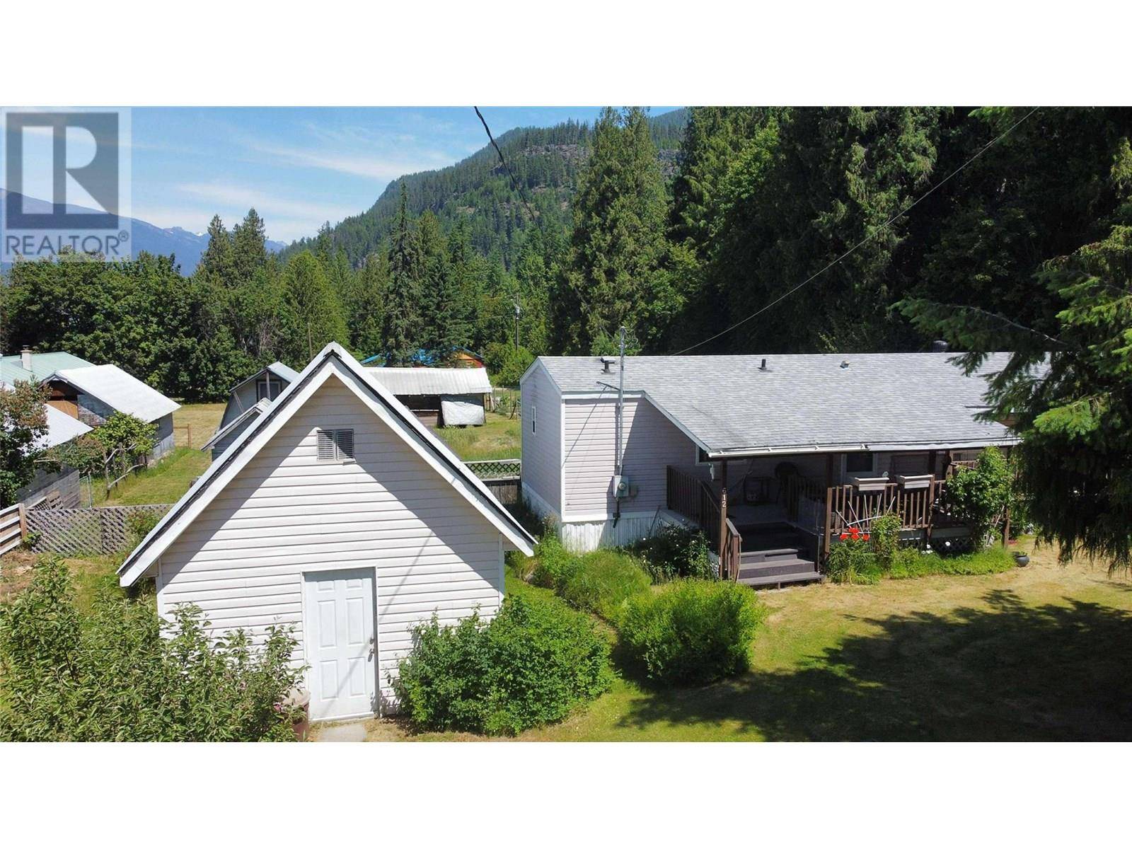 Slocan, BC V0G2C0,612 Fletcher Avenue