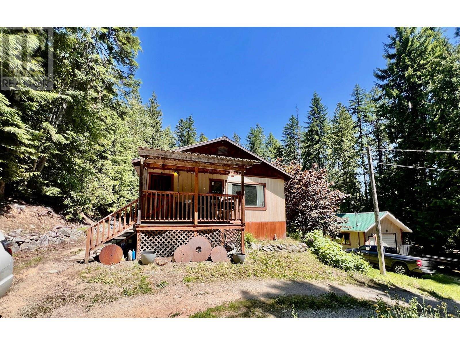 Bonnington, BC V0G2G3,3701 SABRINA Road