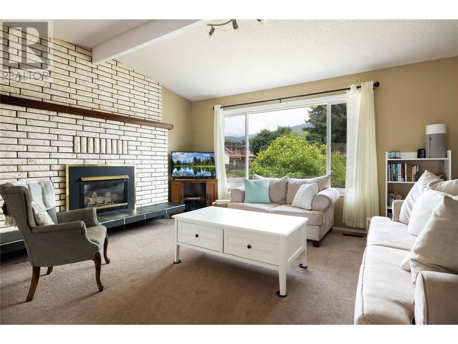Vernon, BC V1T6Z6,3904 13 Street