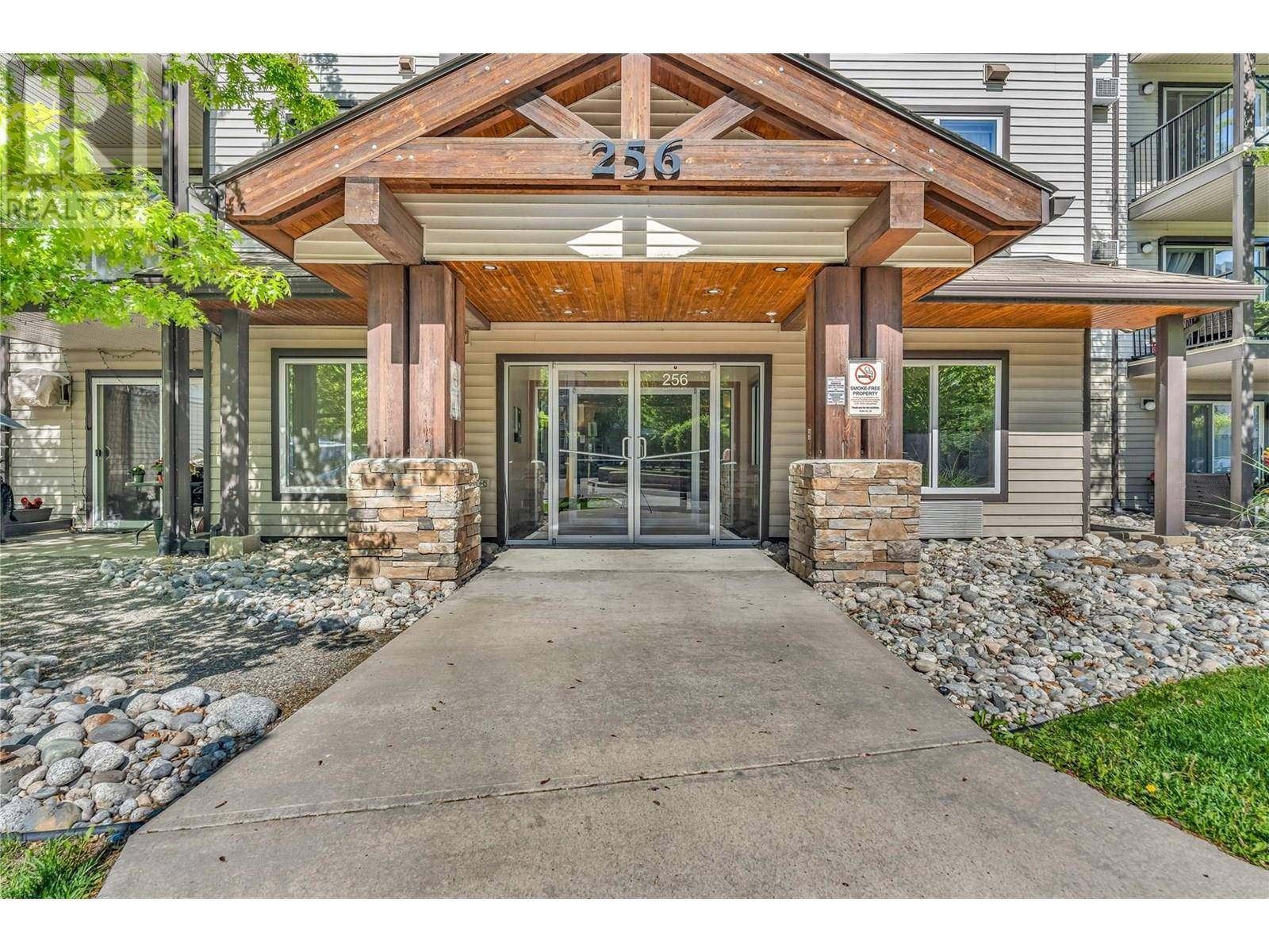 Penticton, BC V2A2V6,256 Hastings AVE #403