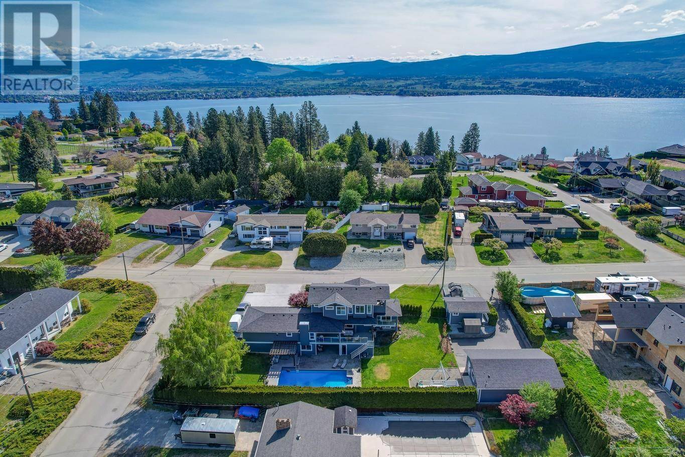 West Kelowna, BC V1Z1X4,3010 Thacker Drive