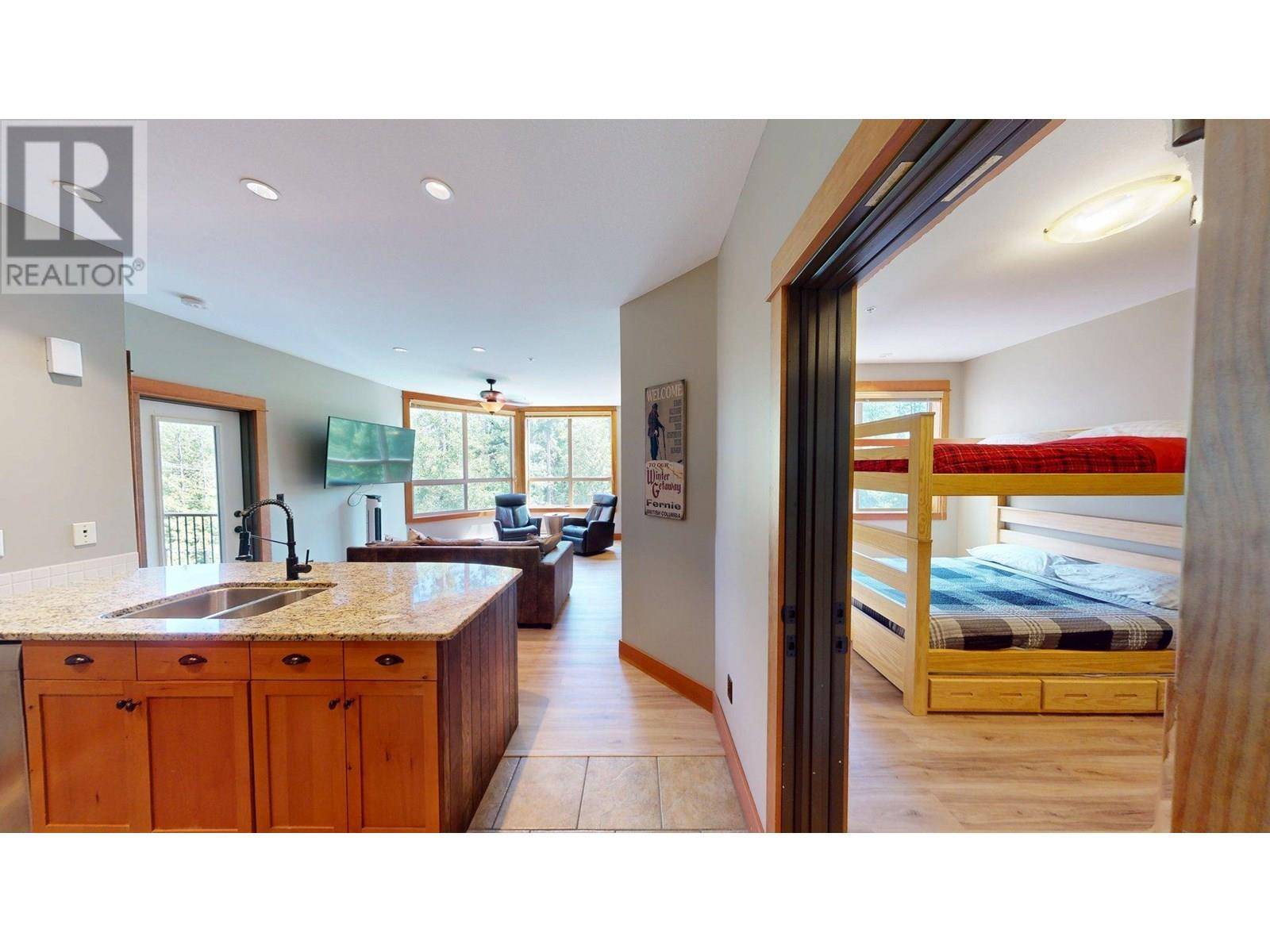 Fernie, BC V0B1M6,4559 TIMBERLINE CRES #638