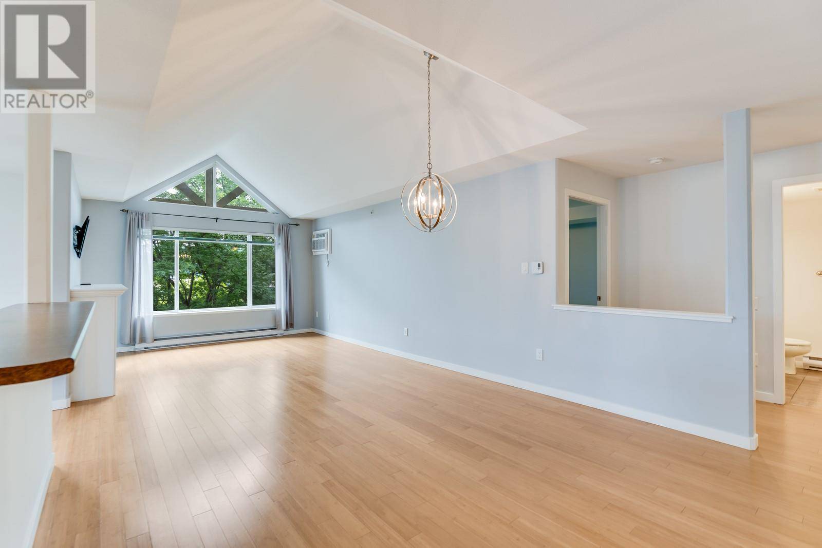 Kelowna, BC V1W1A4,686 Lequime RD #409