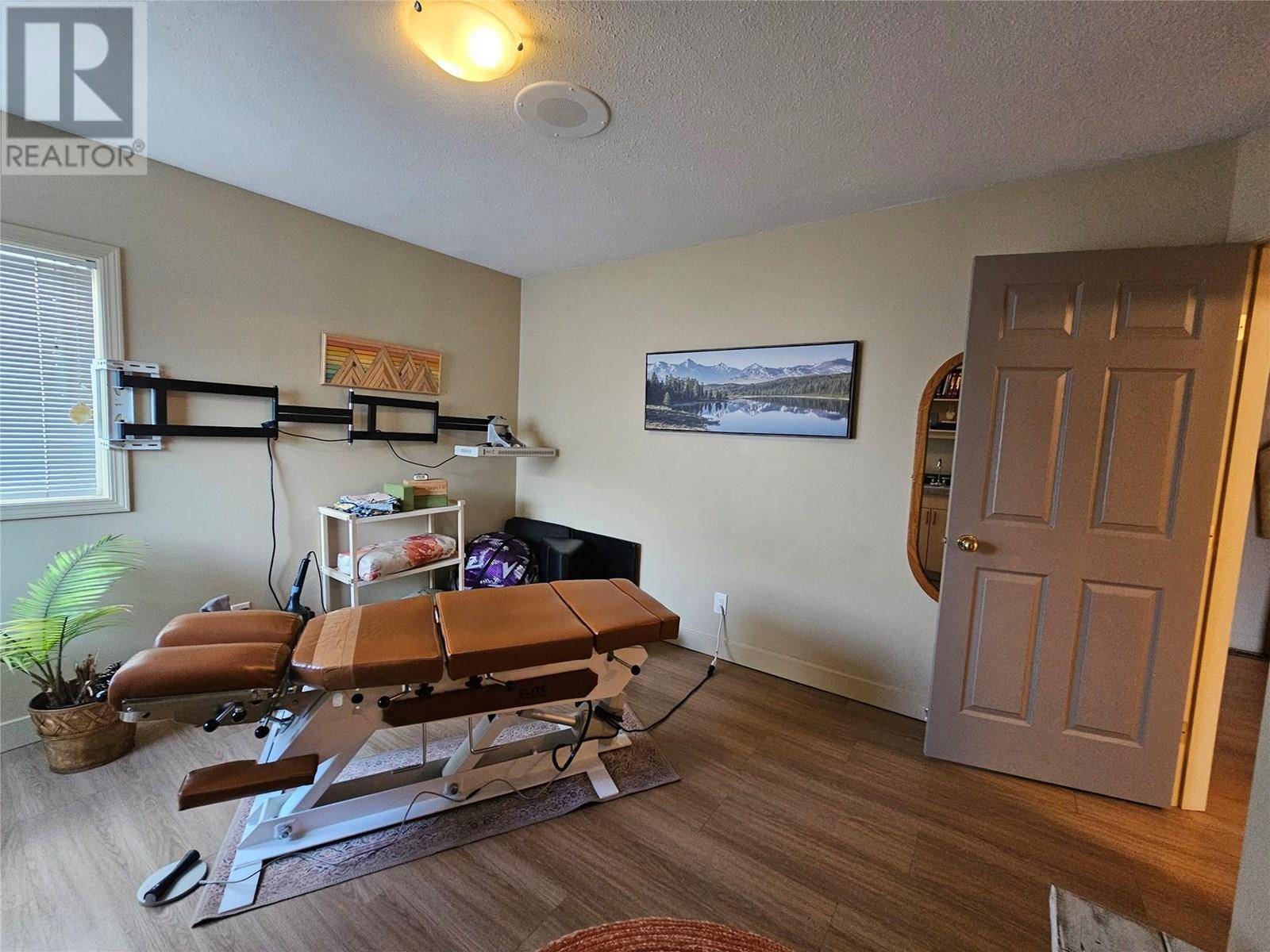 Vernon, BC V1T1W9,3406 28 Avenue