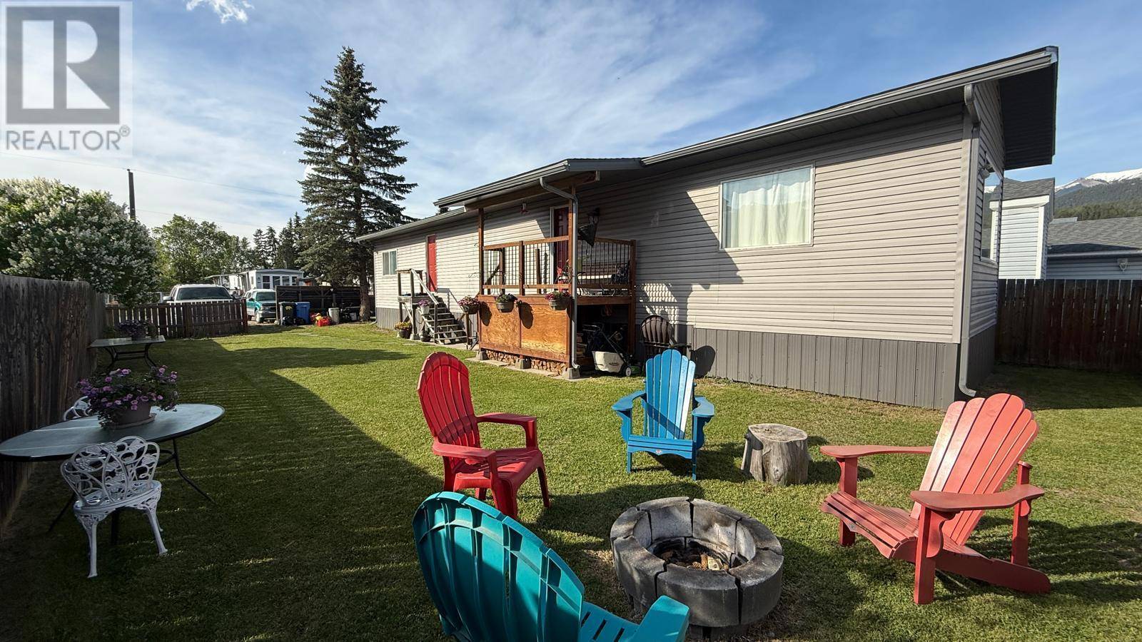 Golden, BC V0A1H0,1056 KING Crescent