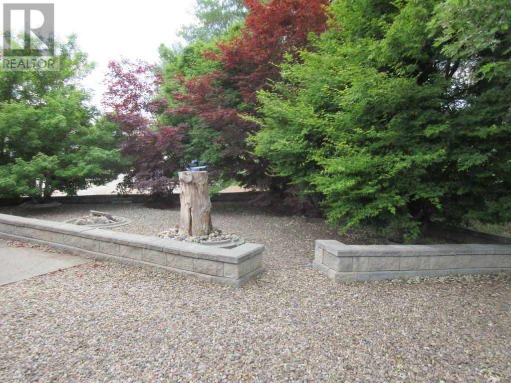 Kelowna, BC V4V1P4,415 Commonwealth RD #633