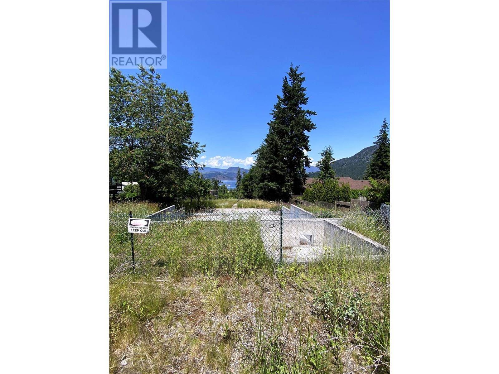 Blind Bay, BC V0E1H1,2596 Bayview Road