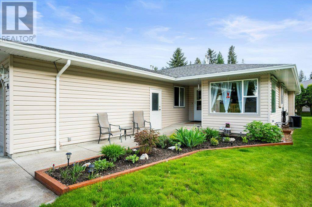 Lumby, BC V0E2G5,2675 Pine AVE #14