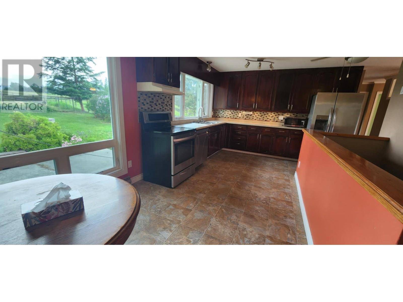 Cherryville, BC V0E2G3,48 Puckett Road