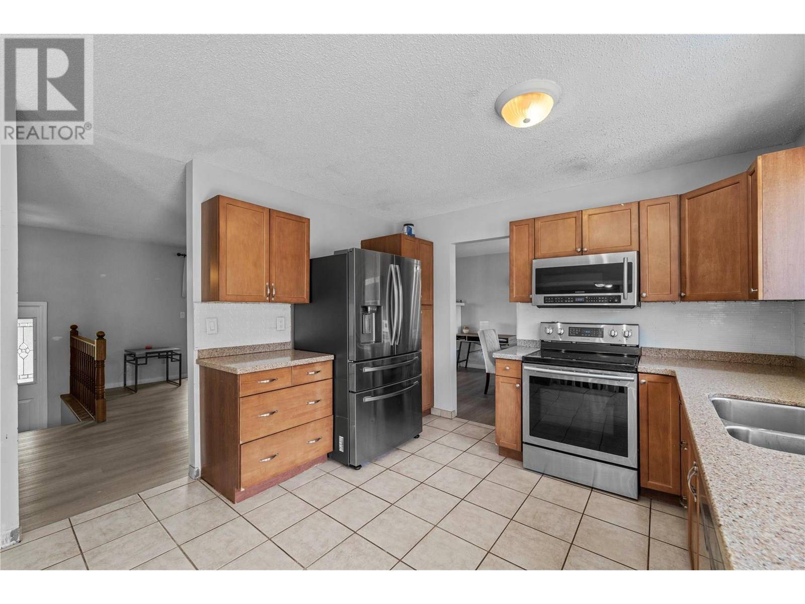 Kamloops, BC V2E1J7,787 Gleneagles Drive