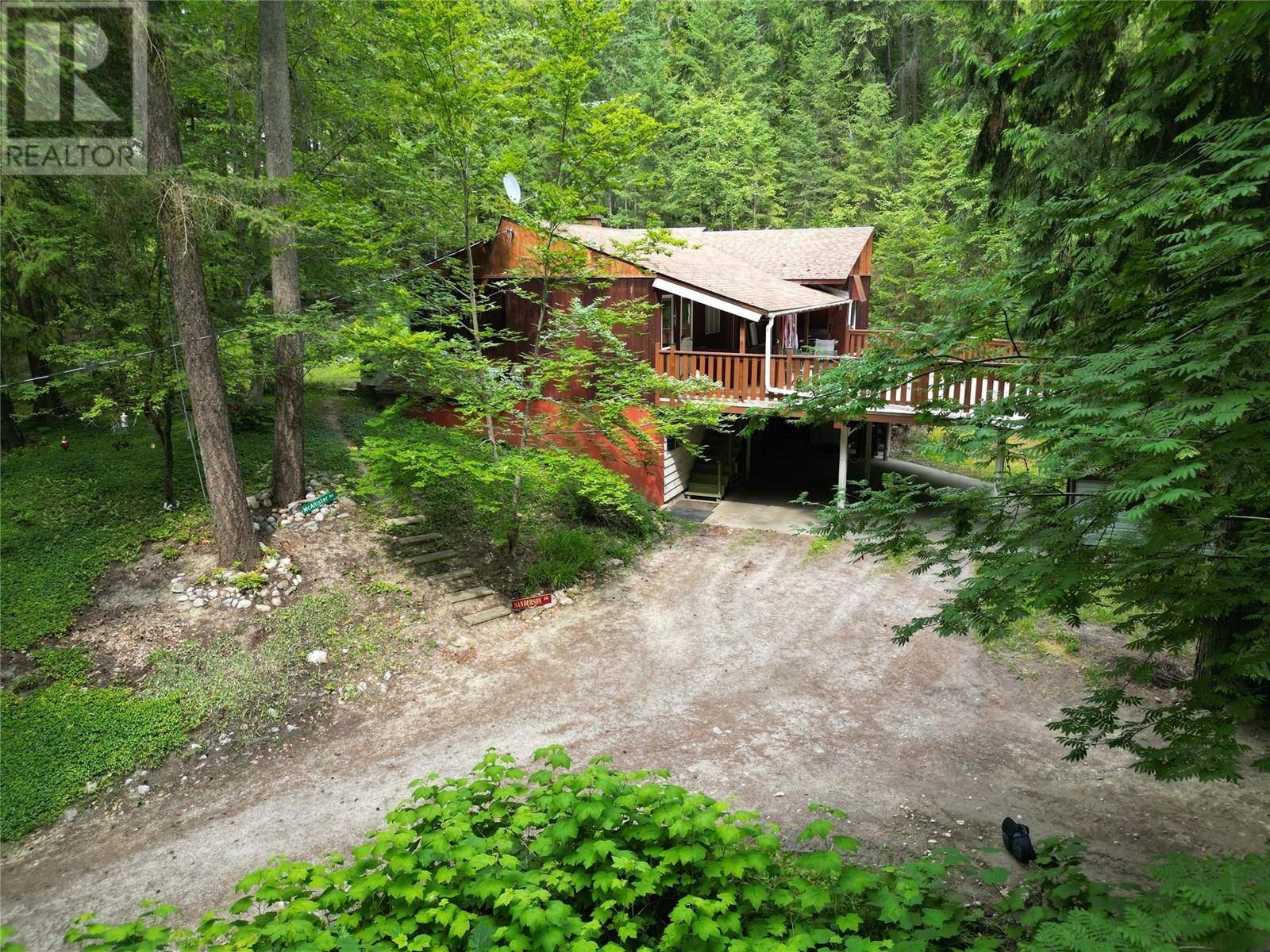 Mara, BC V0E2K0,8043 97A Highway