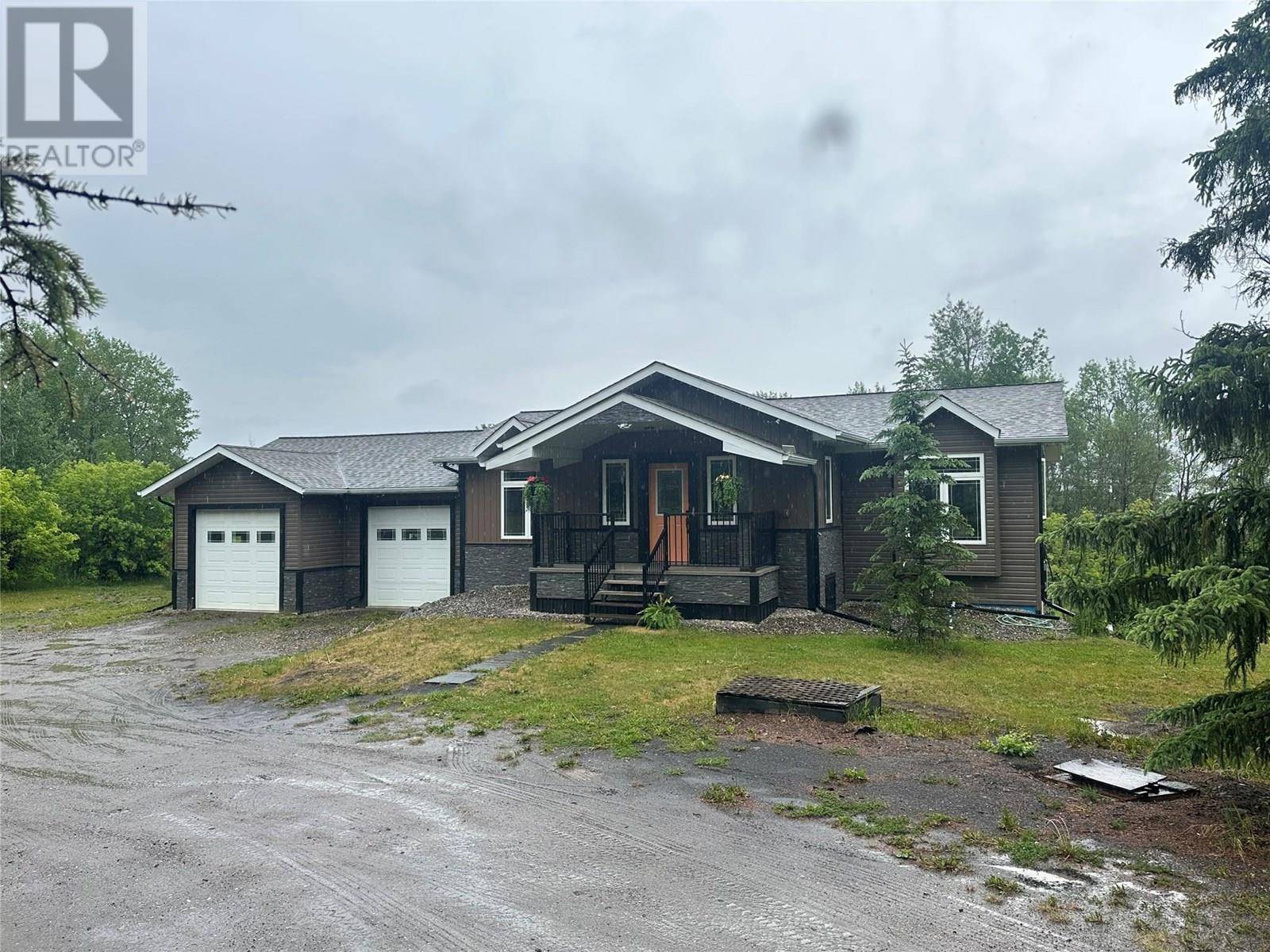 Chetwynd, BC V0C1J0,5947 KURJATA Road