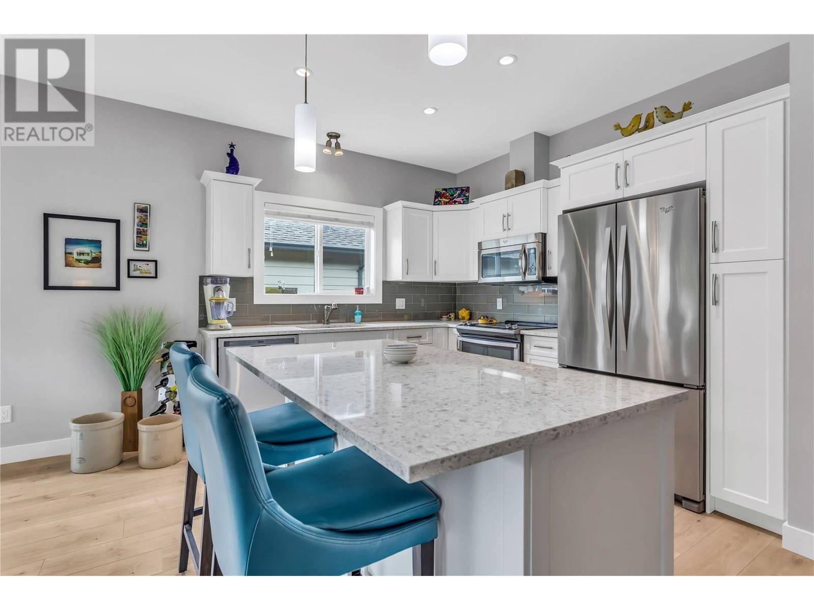West Kelowna, BC V4T3A5,3403 Kingfisher Road