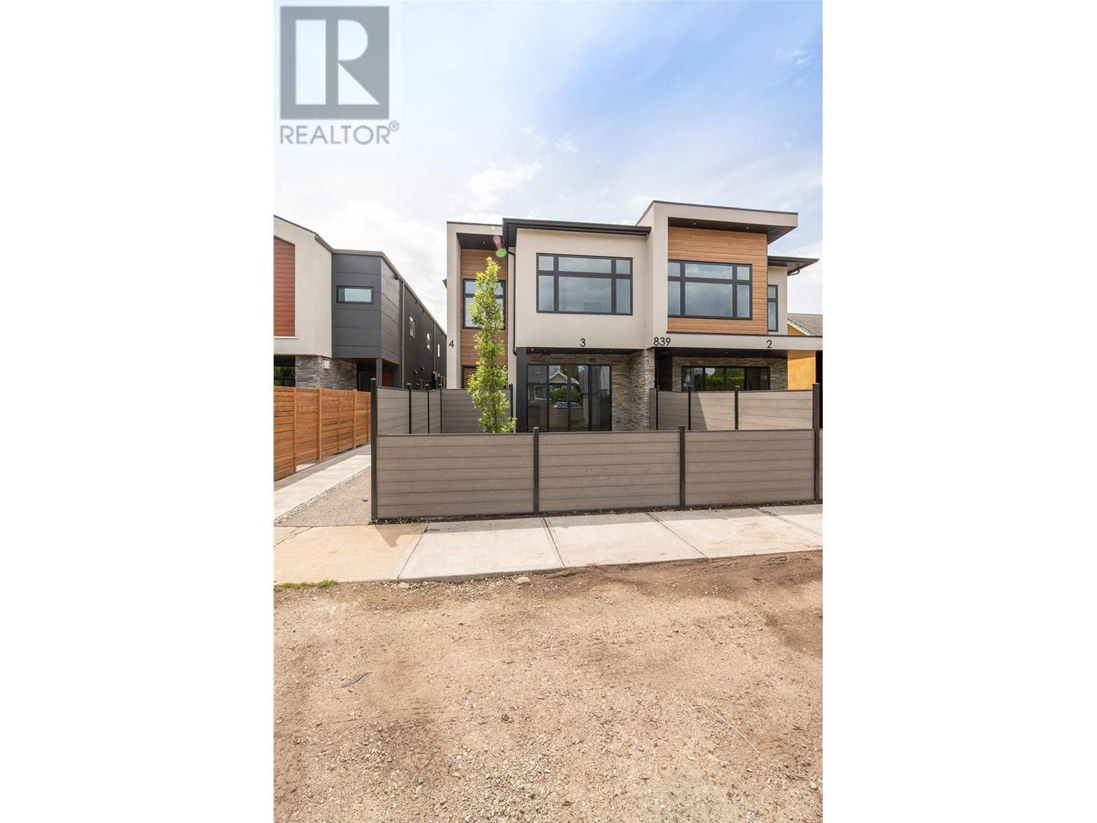 Kelowna, BC V1Y6S9,839 Lawson AVE #4