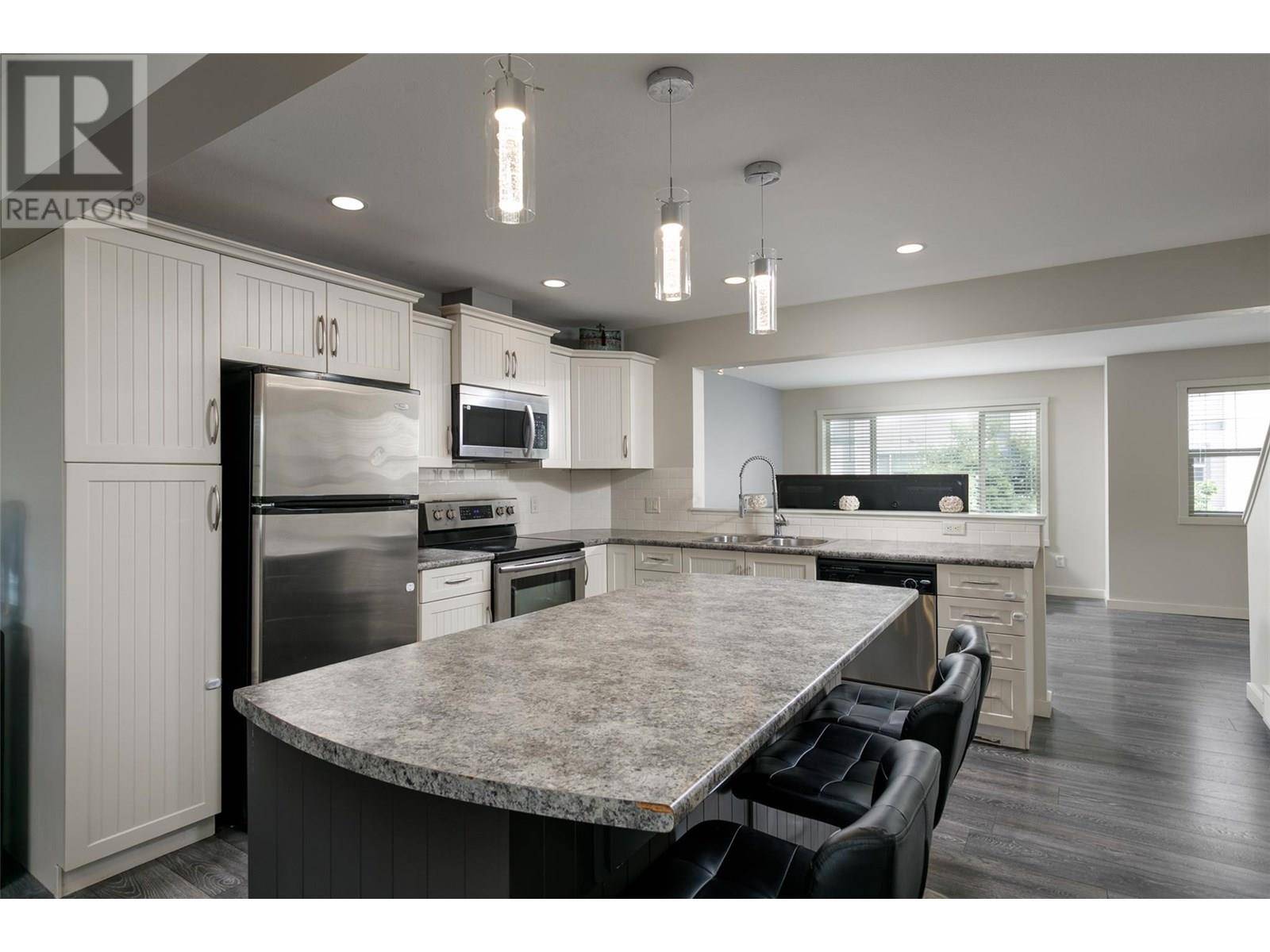 Kelowna, BC V1X2N1,440 Hartman RD #110