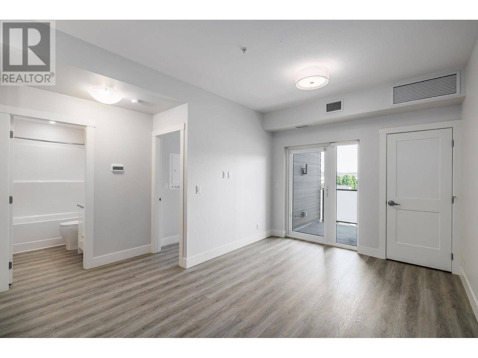 Kelowna, BC V1X0B9,191 Hollywood RD South #420