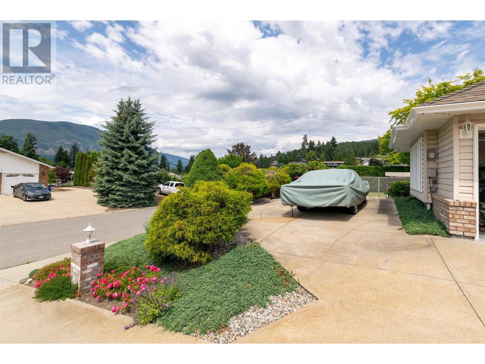 Salmon Arm, BC V1E1E3,4640 13 Street NE