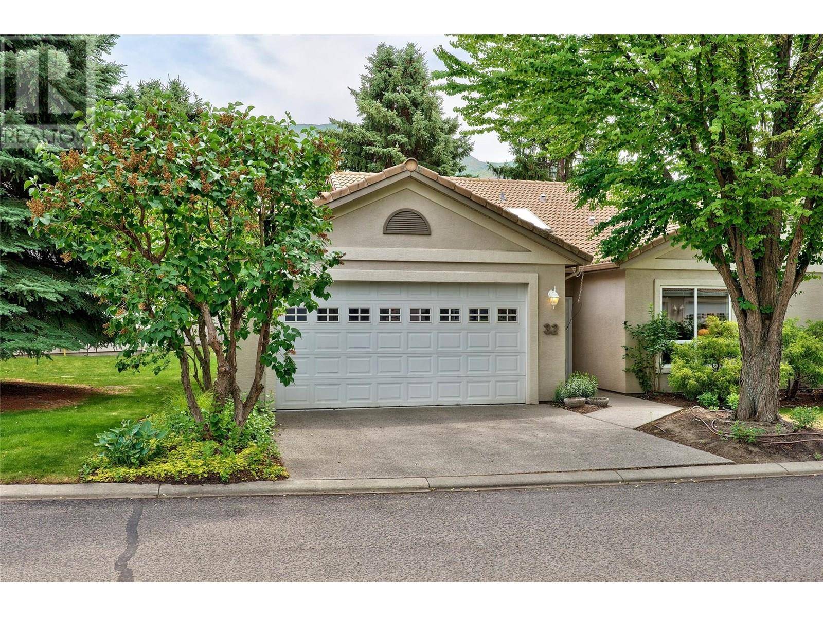 Kamloops, BC V2B6T7,650 Harrington RD #32