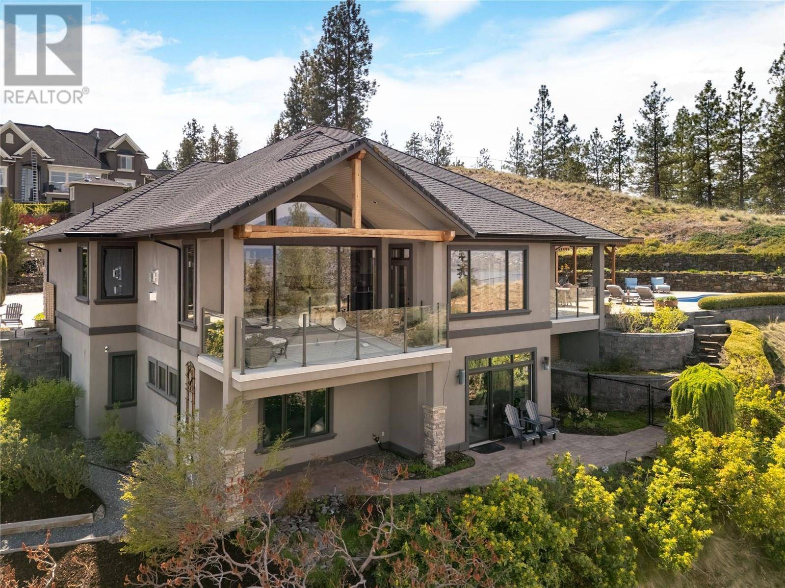 Kelowna, BC V1W4Z5,605 ALMANDINE Court