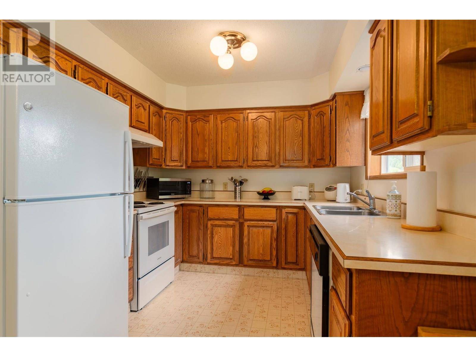 Fruitvale, BC V0G1L0,1764 Green Road