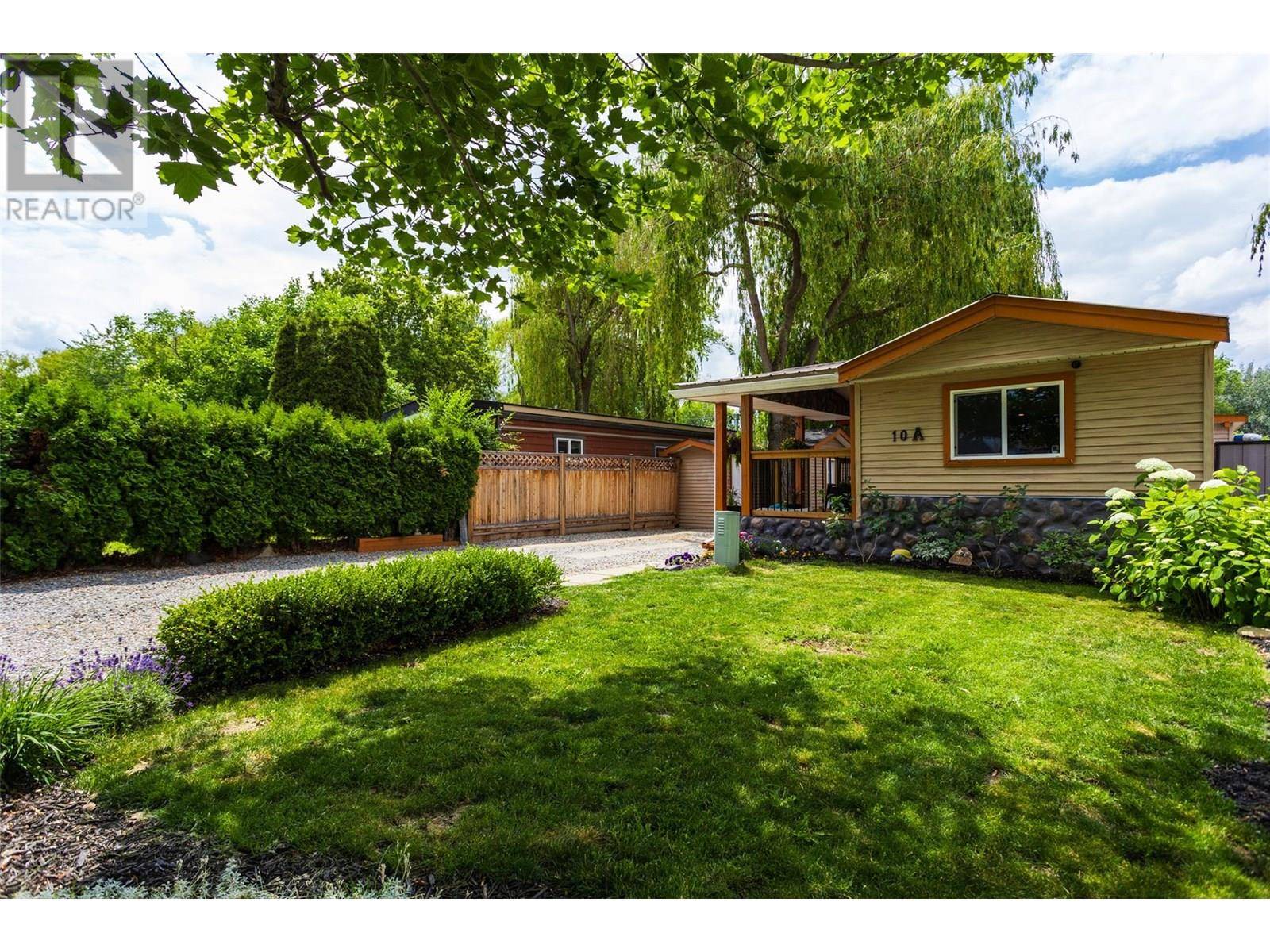 West Kelowna, BC V4T2B8,1375 Green Bay RD #10A
