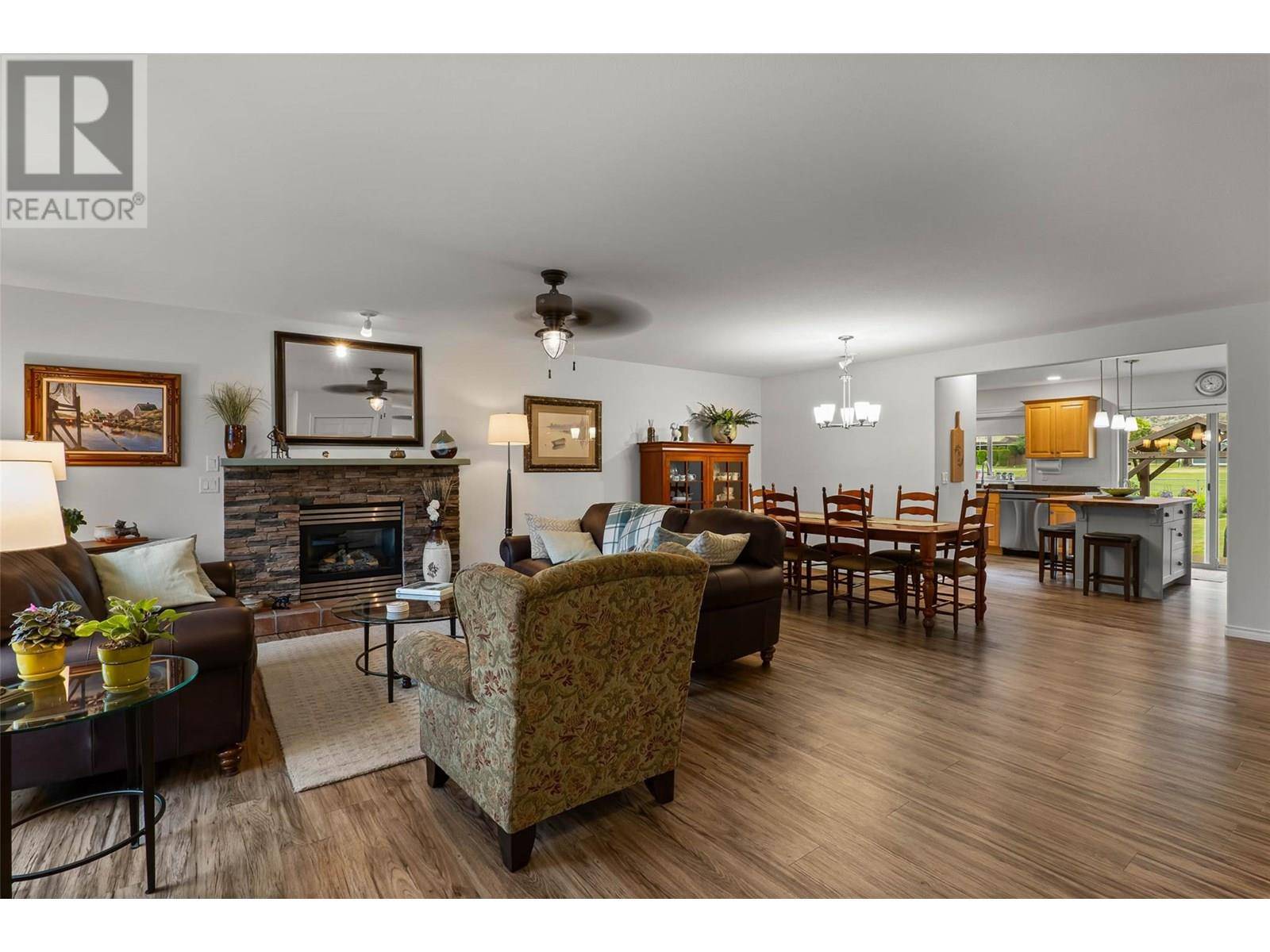 Kamloops, BC V2H1S1,3712 Navatanee Drive