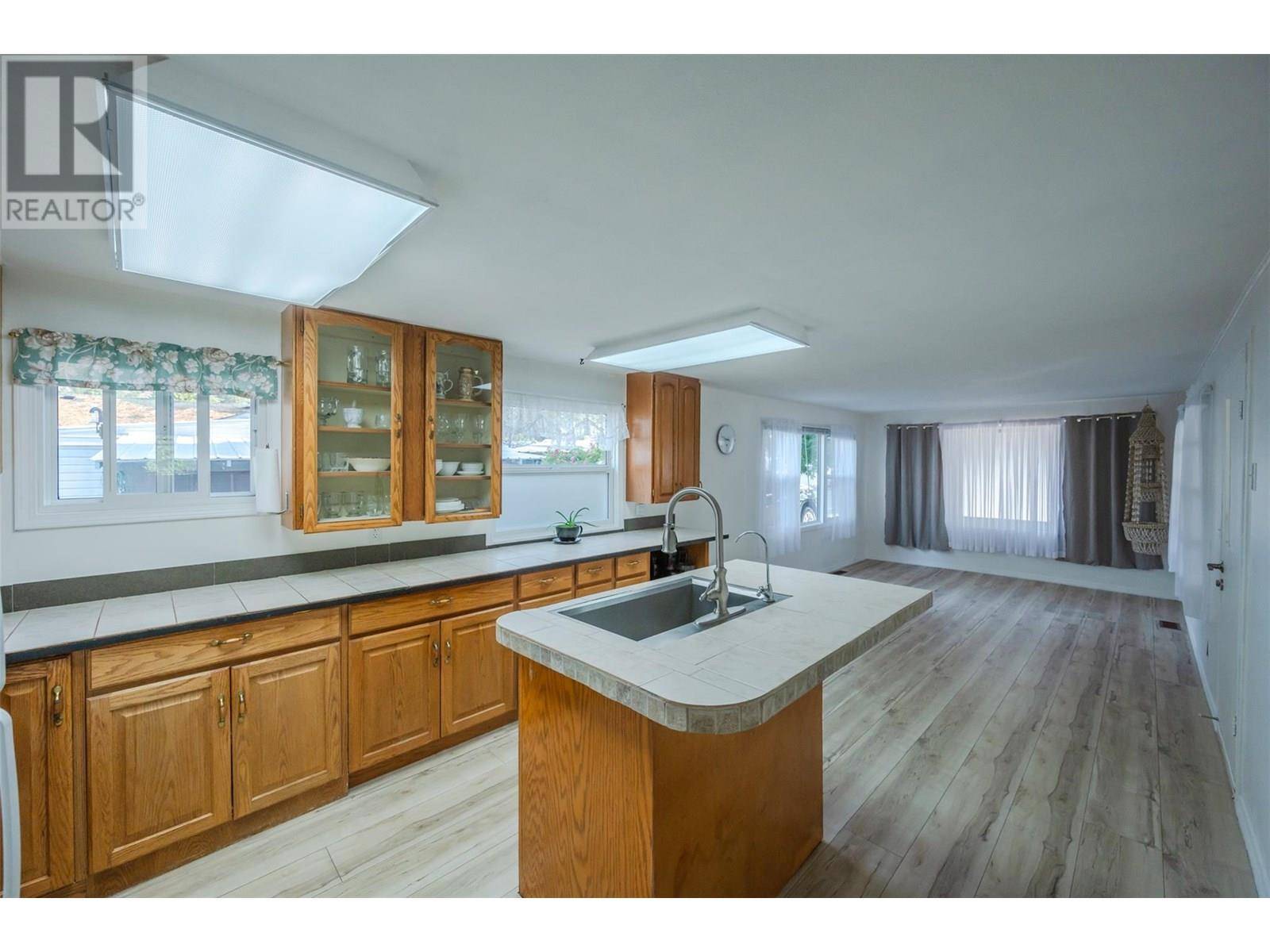 Okanagan Falls, BC V0H1R1,4505 McLean Creek RD #E8