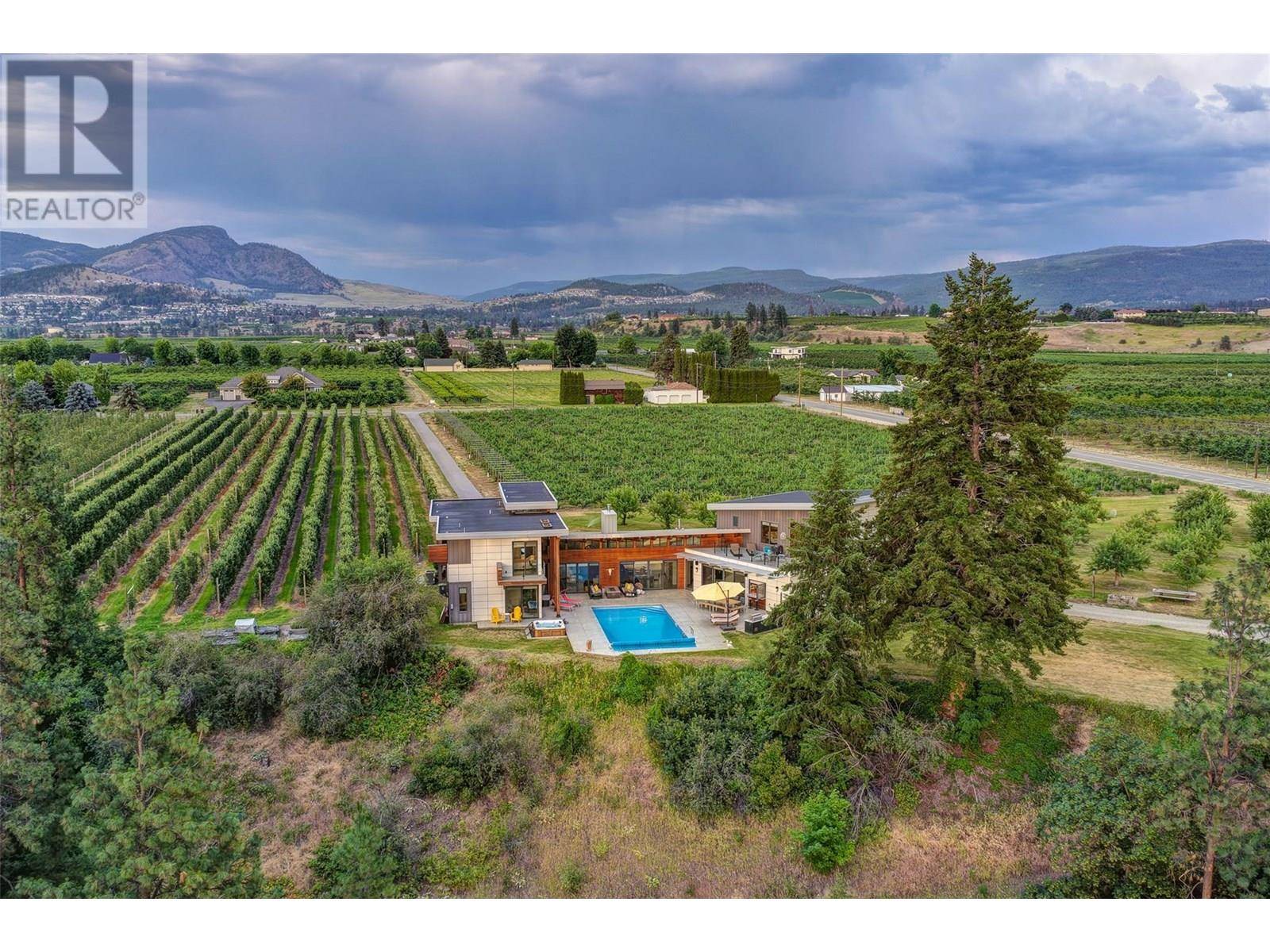 Kelowna, BC V1W4H4,3194 Dunster Road