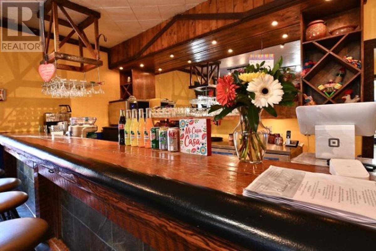 Fairmont Hot Springs, BC V0A1K4,5388 93/95 Highway