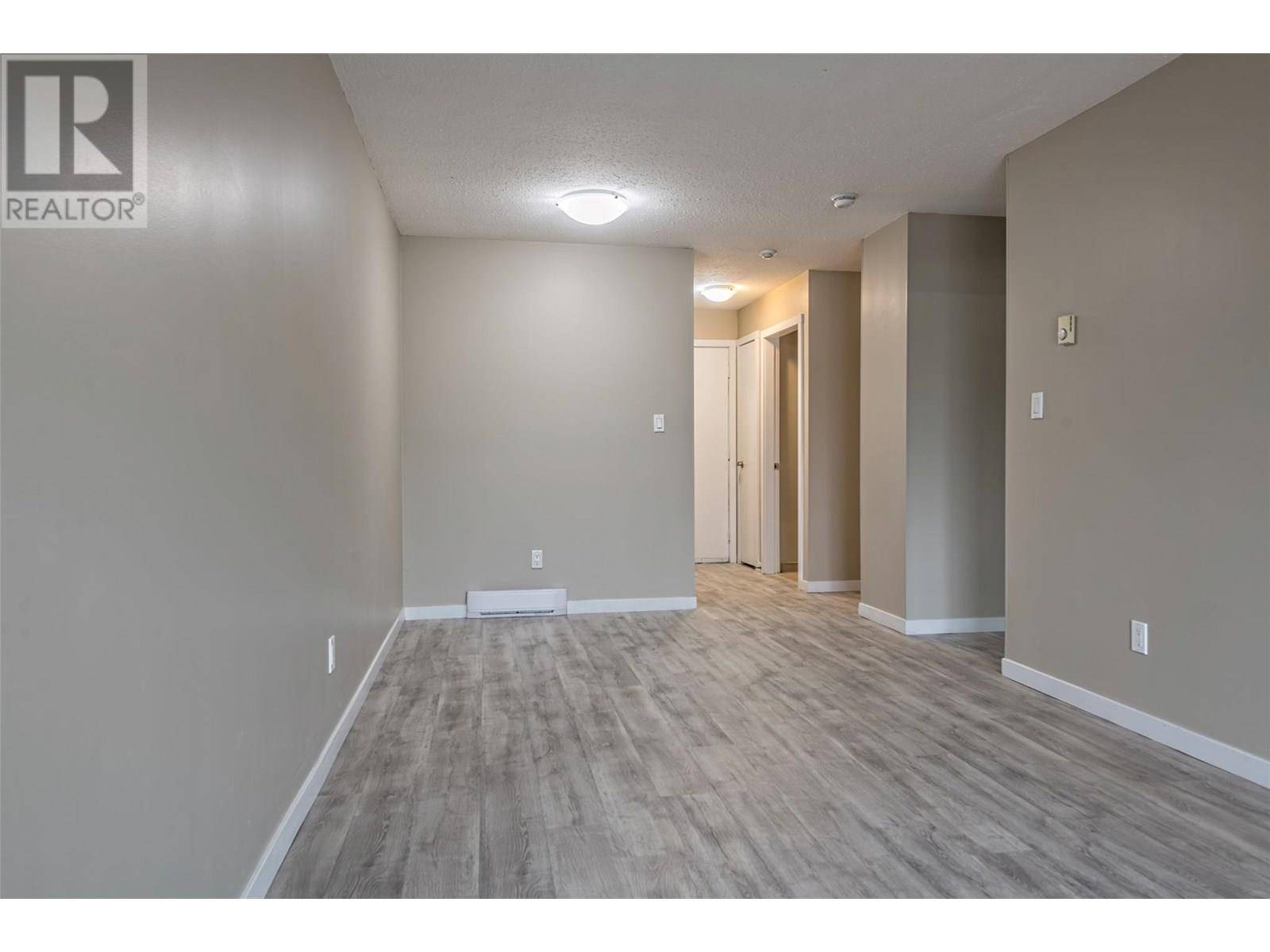 Vernon, BC V1T8M6,3304 35 AVE #206