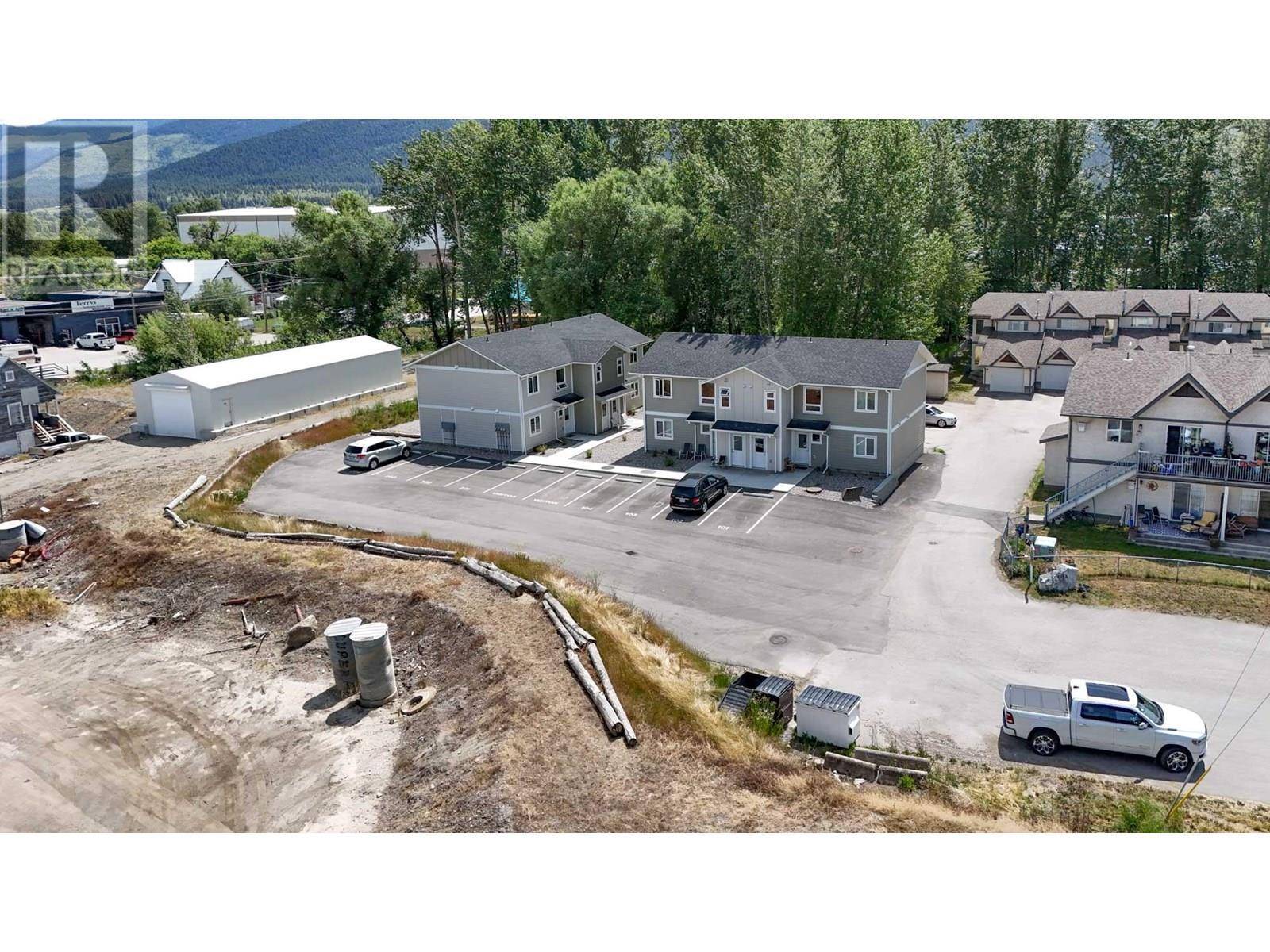Lumby, BC V0E2G1,2142 Bessette Street