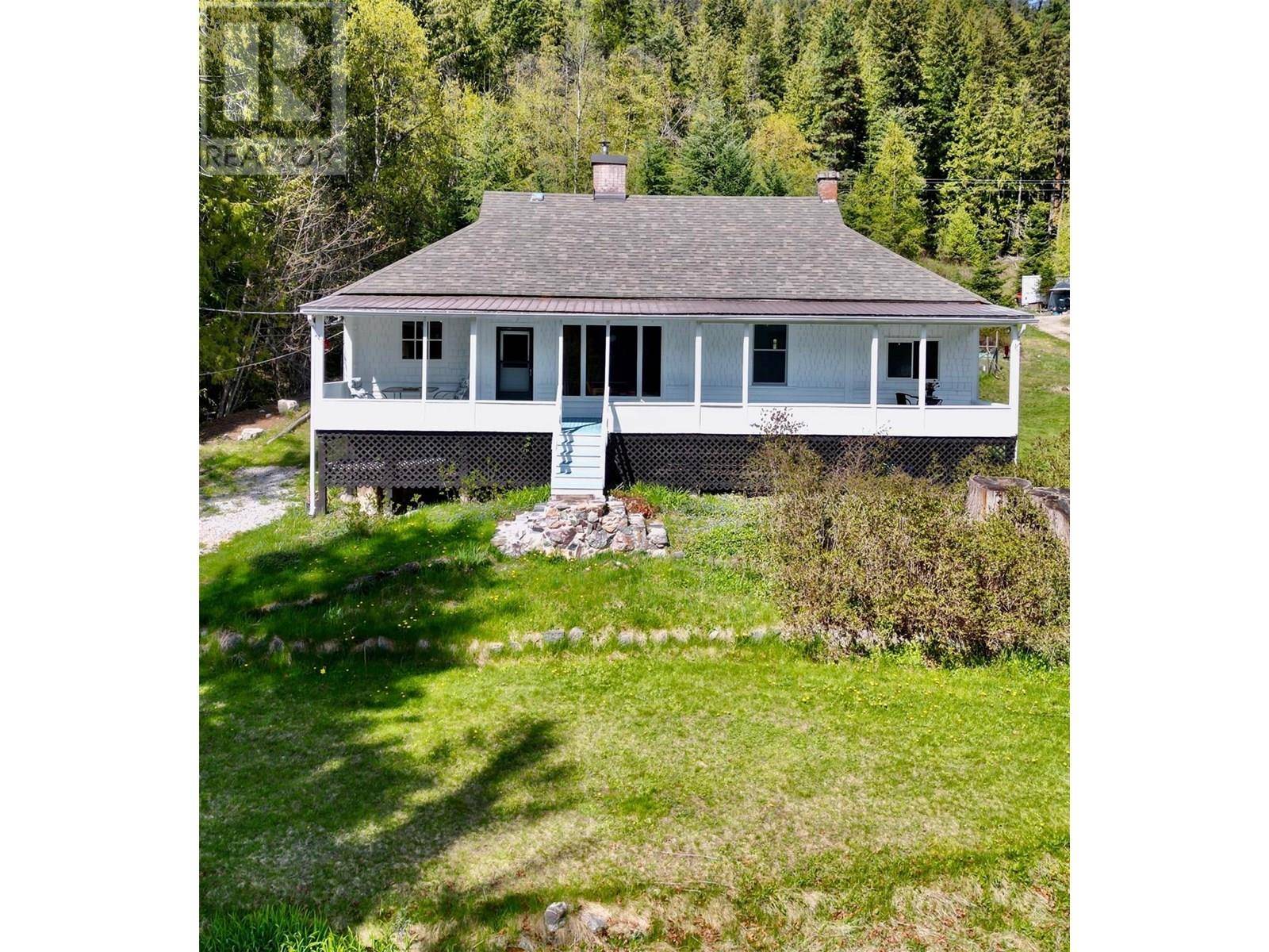 Nelson, BC V1L6P2,5759 LONGBEACH Road