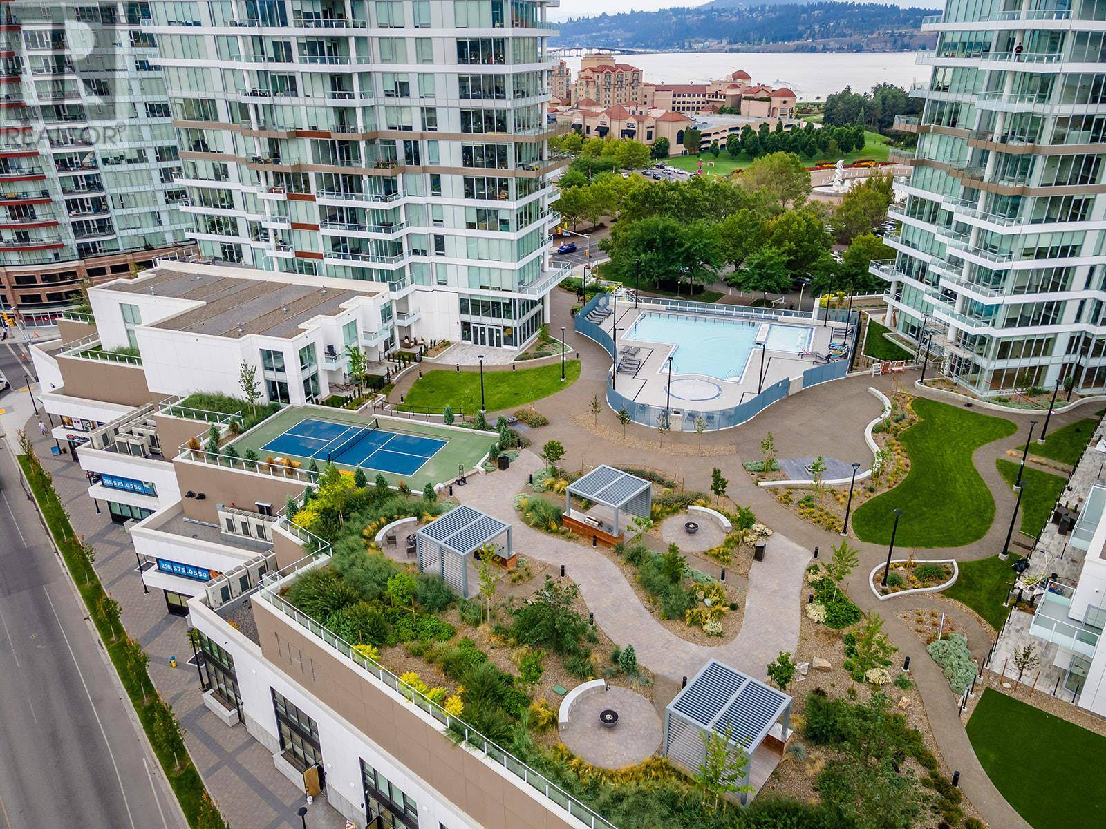 Kelowna, BC V1Y0L4,1181 Sunset DR #1402