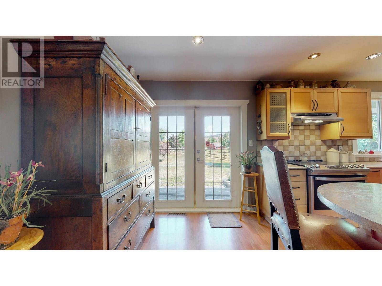 Oliver, BC V0H1T1,205 GREASEWOOD Avenue