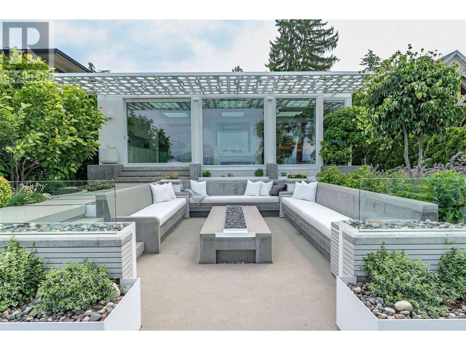 Kelowna, BC V1W1V6,4110 Lakeshore Road