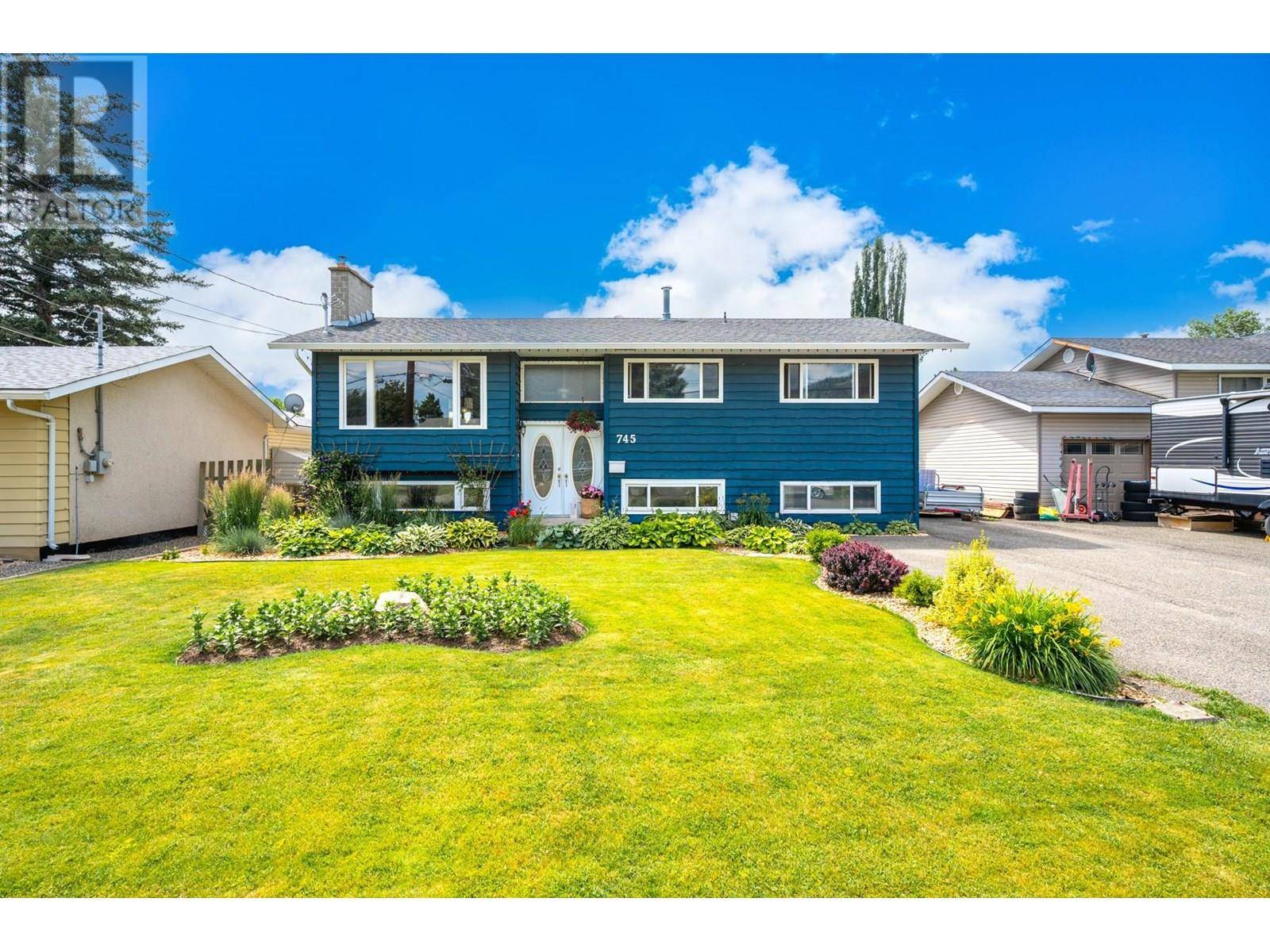 Kamloops, BC V2B6G3,745 HUNTINGTON Drive