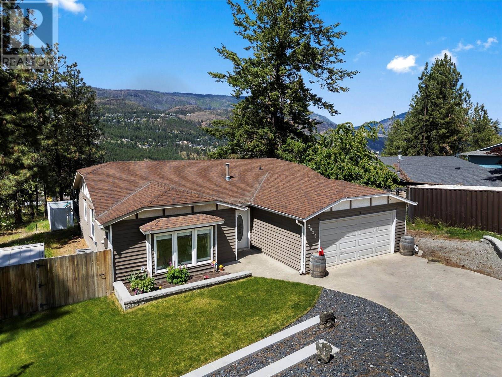 West Kelowna, BC V1Z3C5,2036 Tomat Avenue