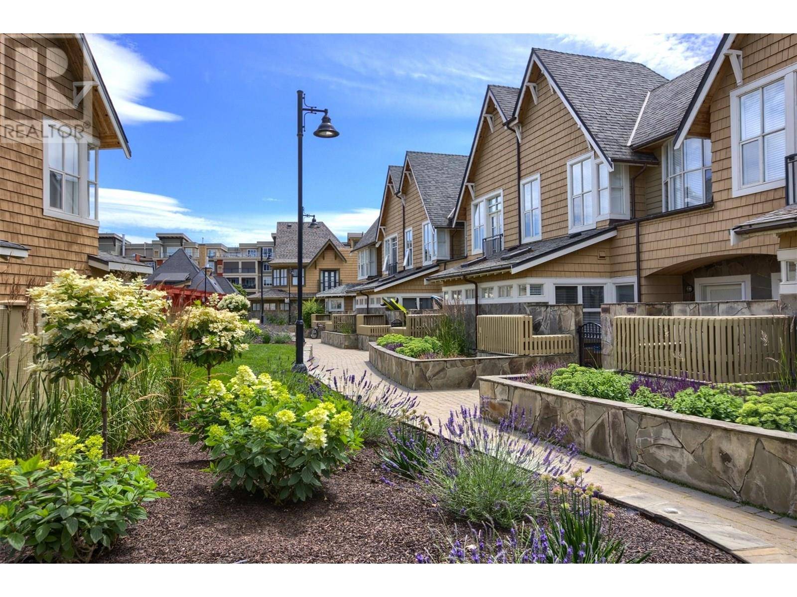 Kelowna, BC V1W5A2,3880 Truswell RD #427